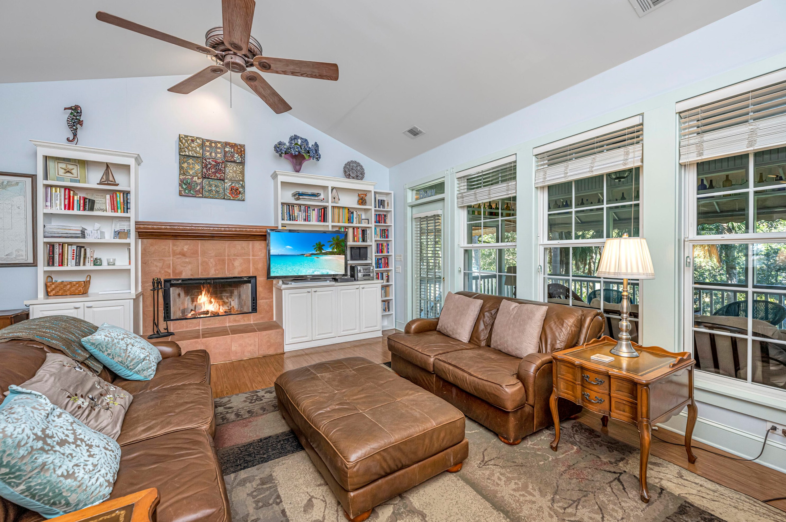 407 Pompano Rd, Edisto, SC 29438-3100