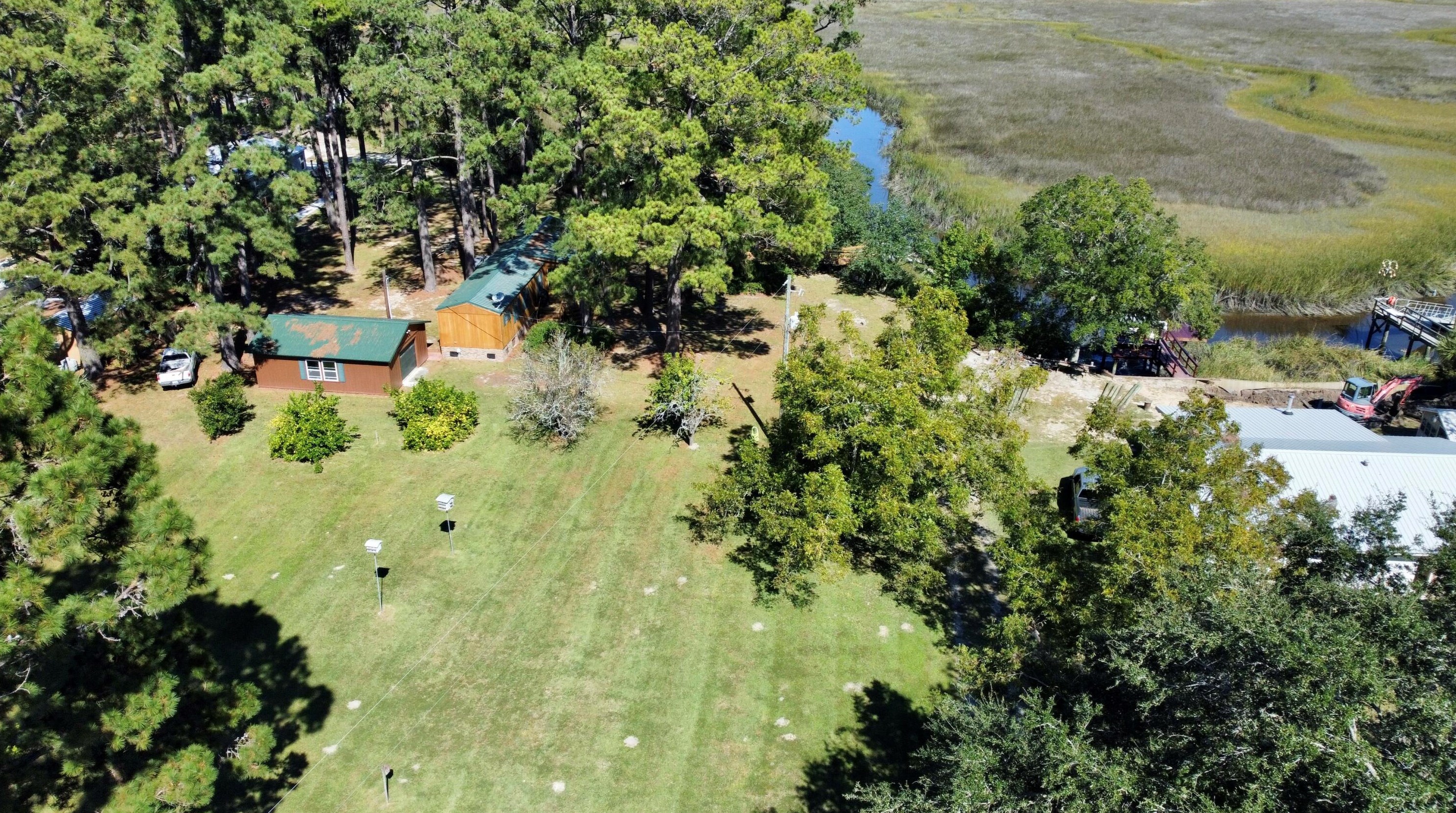 15437 Bennetts Point Rd, Green Pond, SC 29446