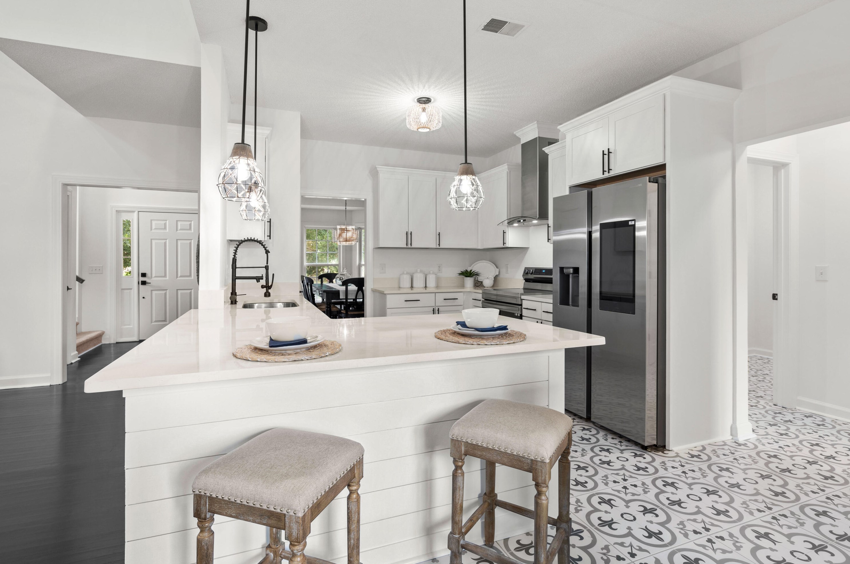 100 Oyster Point Row, Charleston SC  29412-3631 exterior