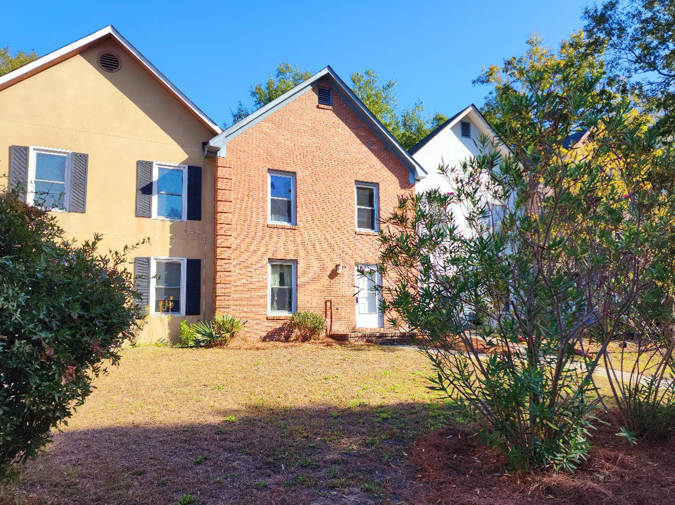 1088 Shadow Dr, Mount Pleasant, SC 29464