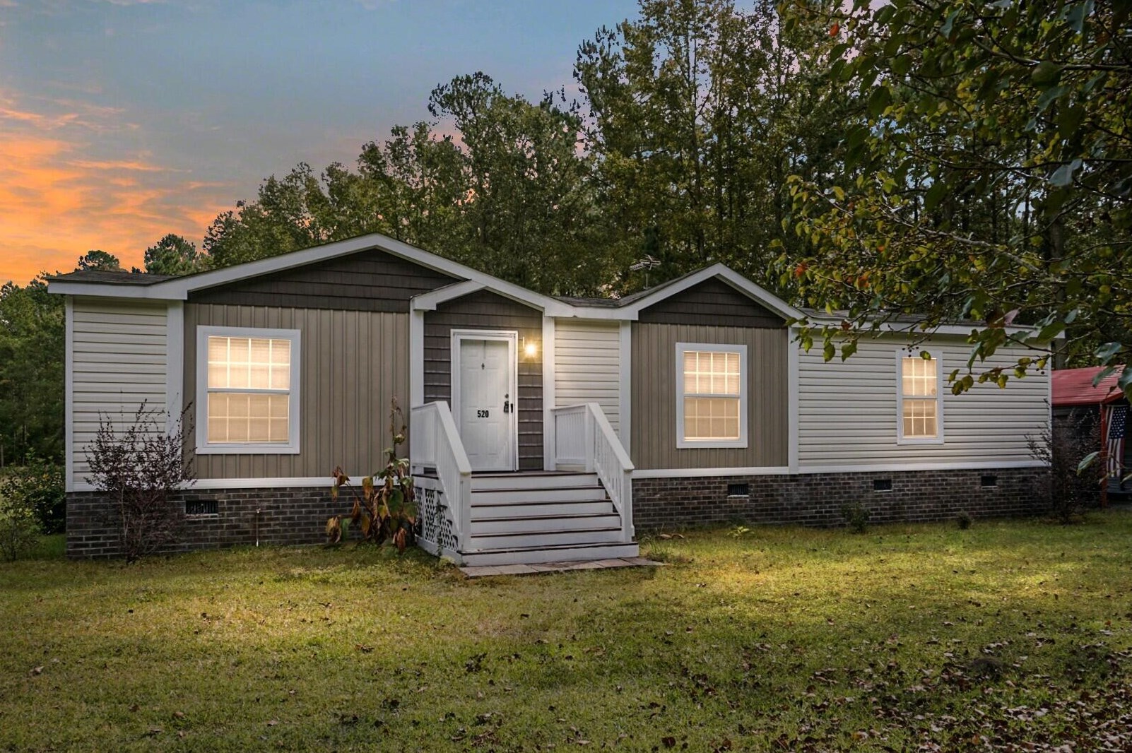520 John Gatlin Rd, Bonneau, SC 29431