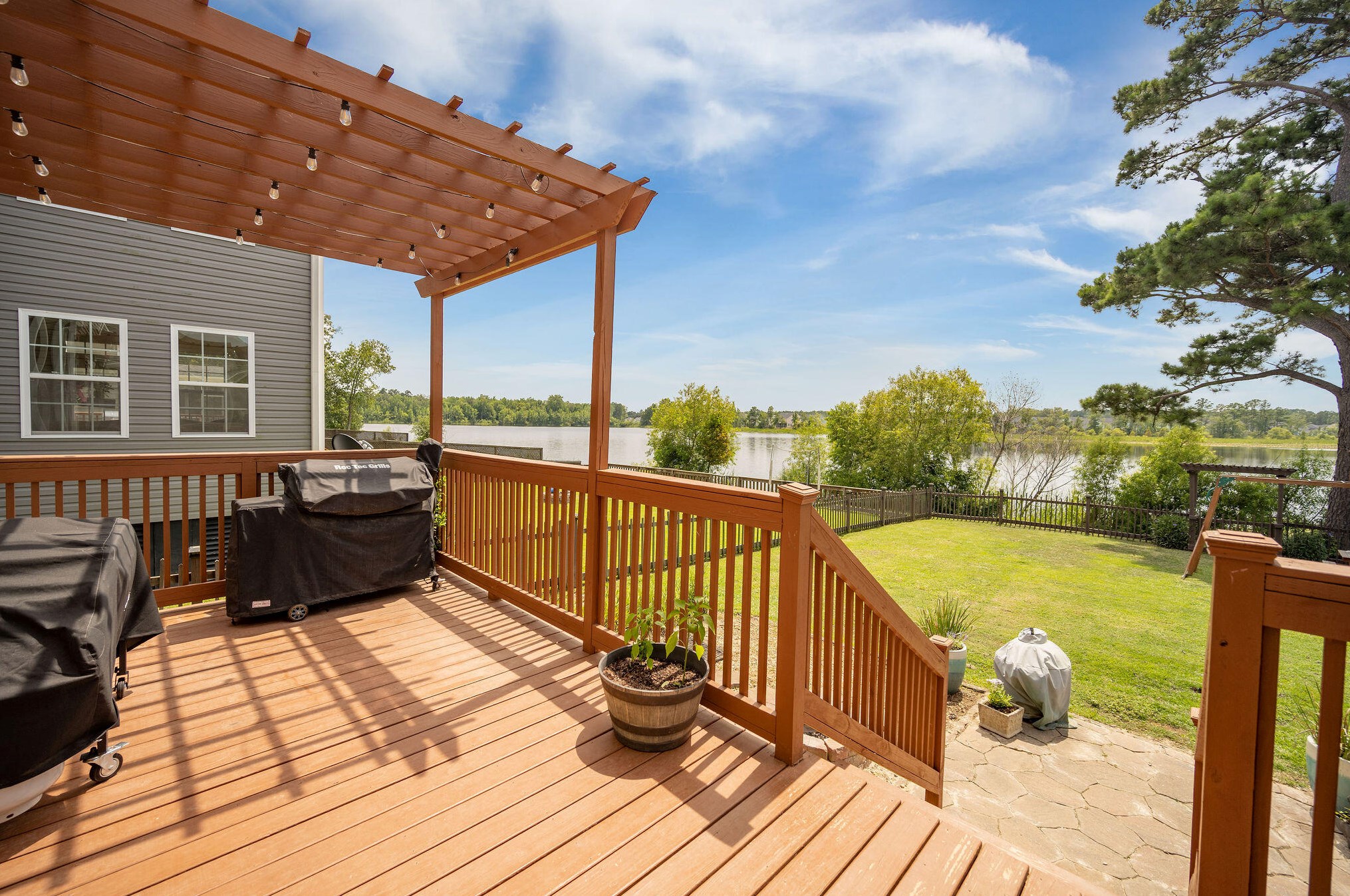 115 Waccamaw Cir, Moncks Corner SC  29461-9101 exterior