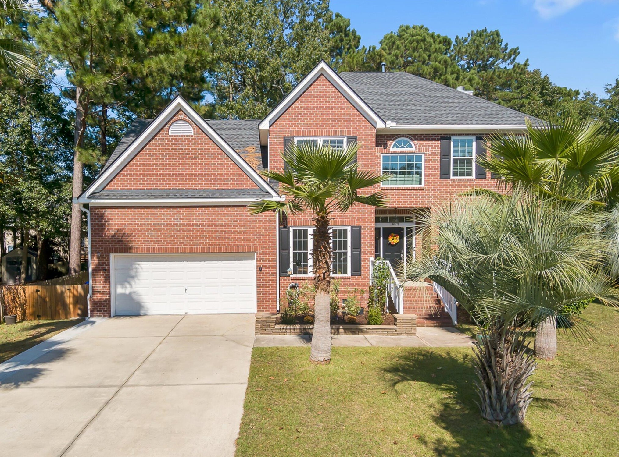 2813 Bottle Brush Ct, Mount Pleasant SC  29466-9202 exterior