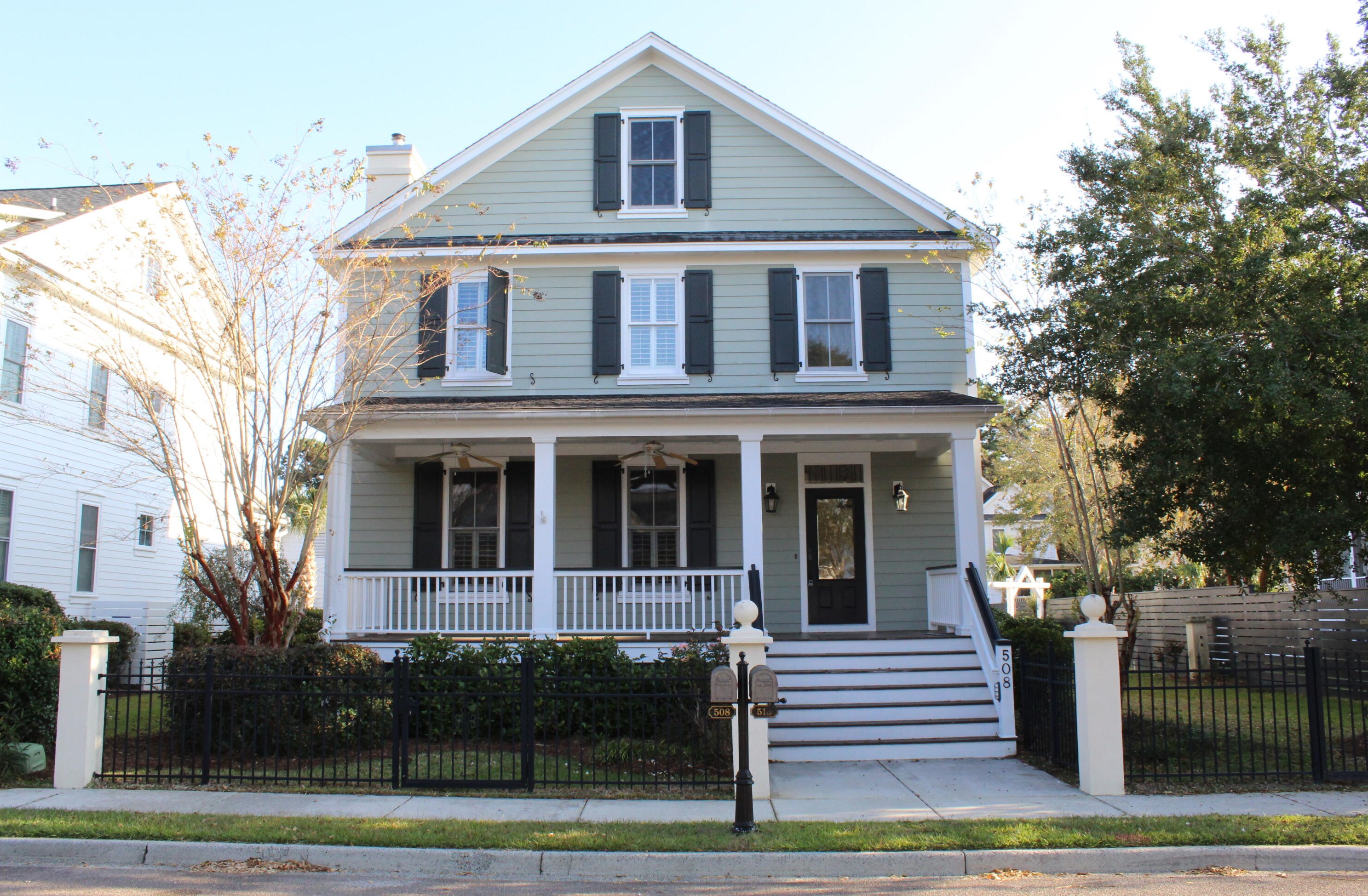 508 Country Place Rd, Mount Pleasant, SC 29464-8258