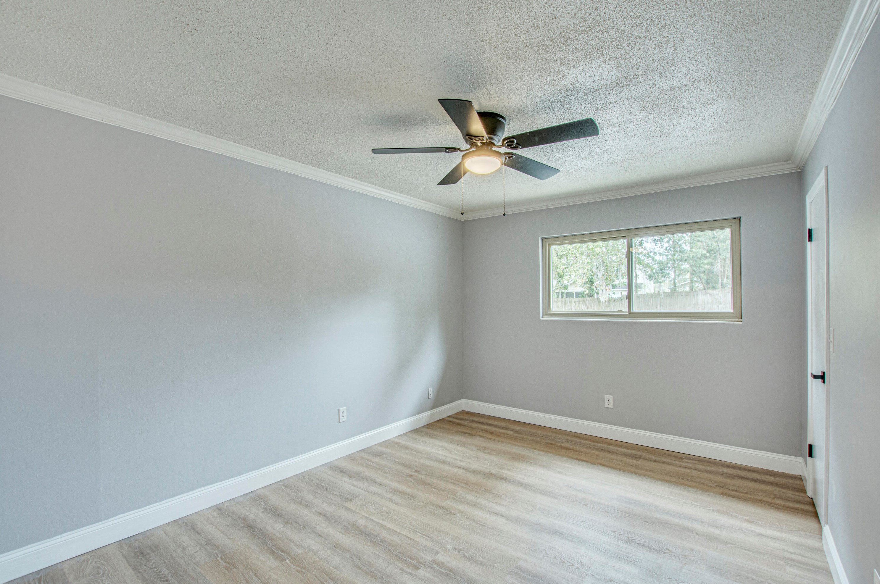 708 Andrea Ln, Charleston SC 29410-8630 exterior