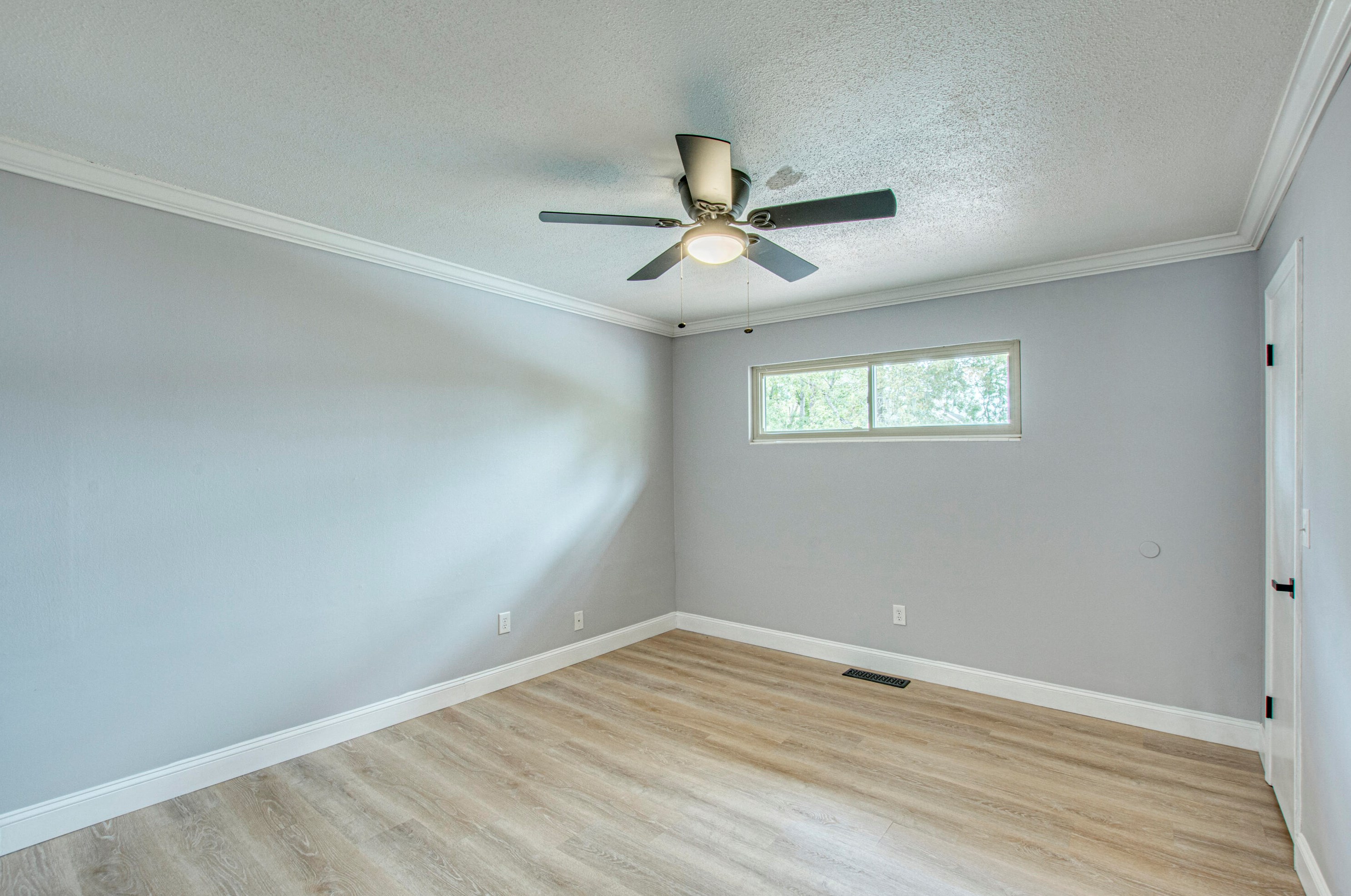 708 Andrea Ln, Charleston SC 29410-8630 exterior