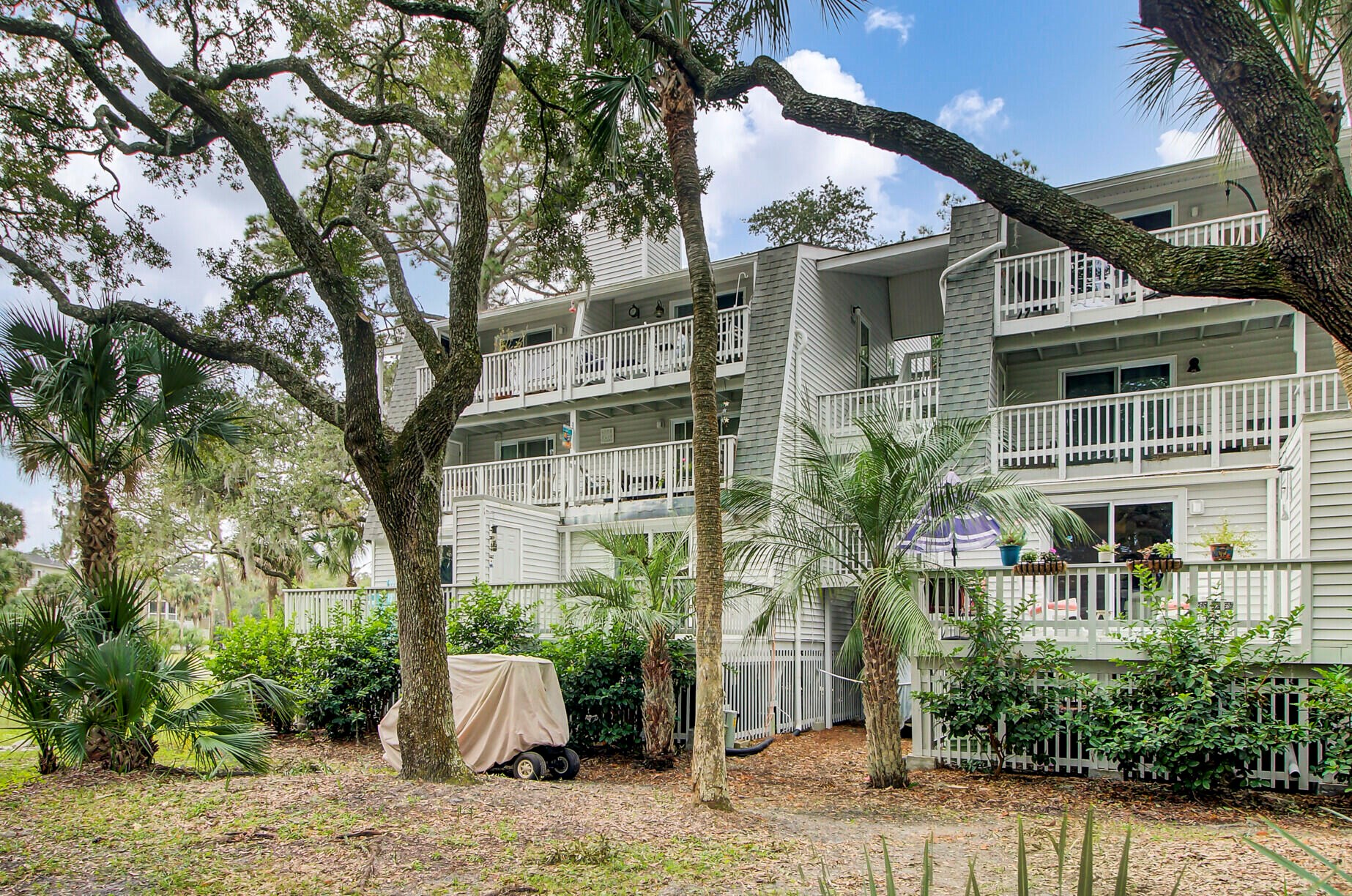 275 Sea Cloud Cir, Edisto, SC 29438-3622