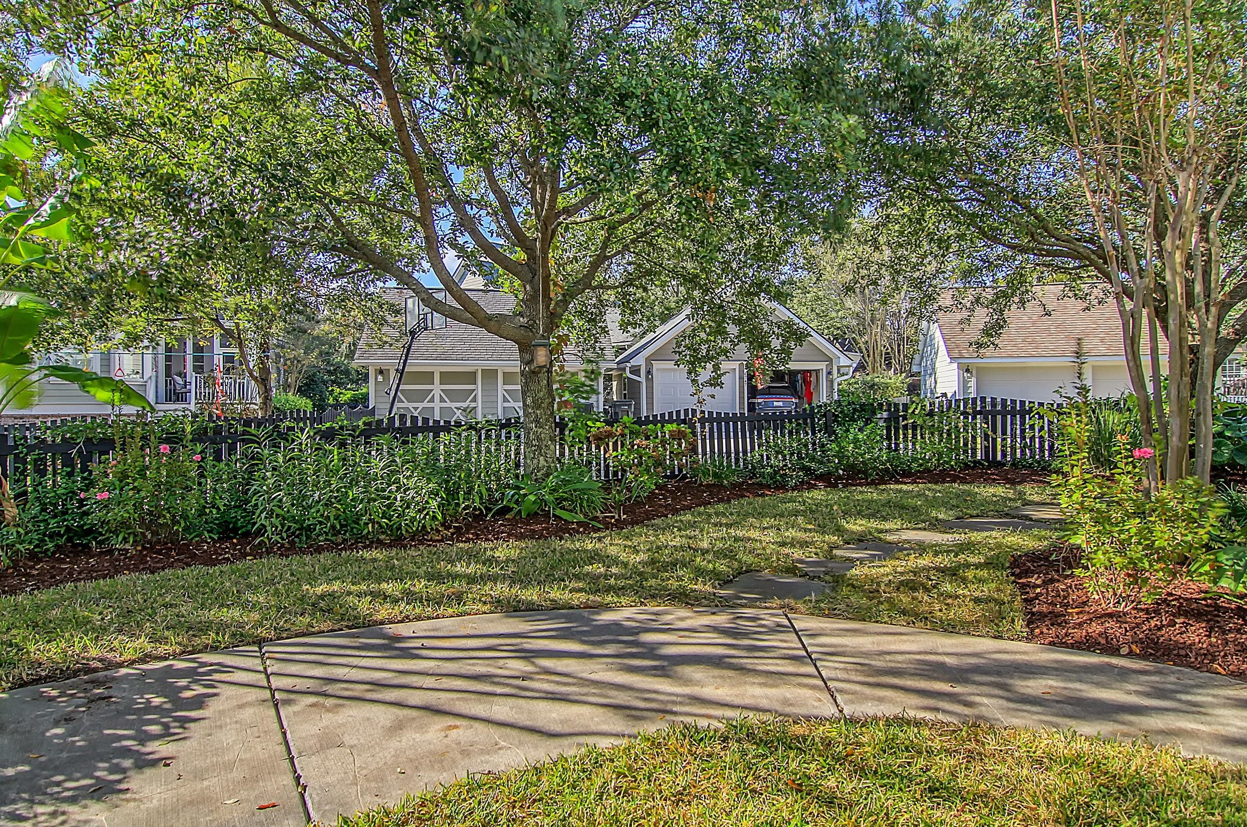 1410 Hooper St, Charleston SC  29492-8481 exterior