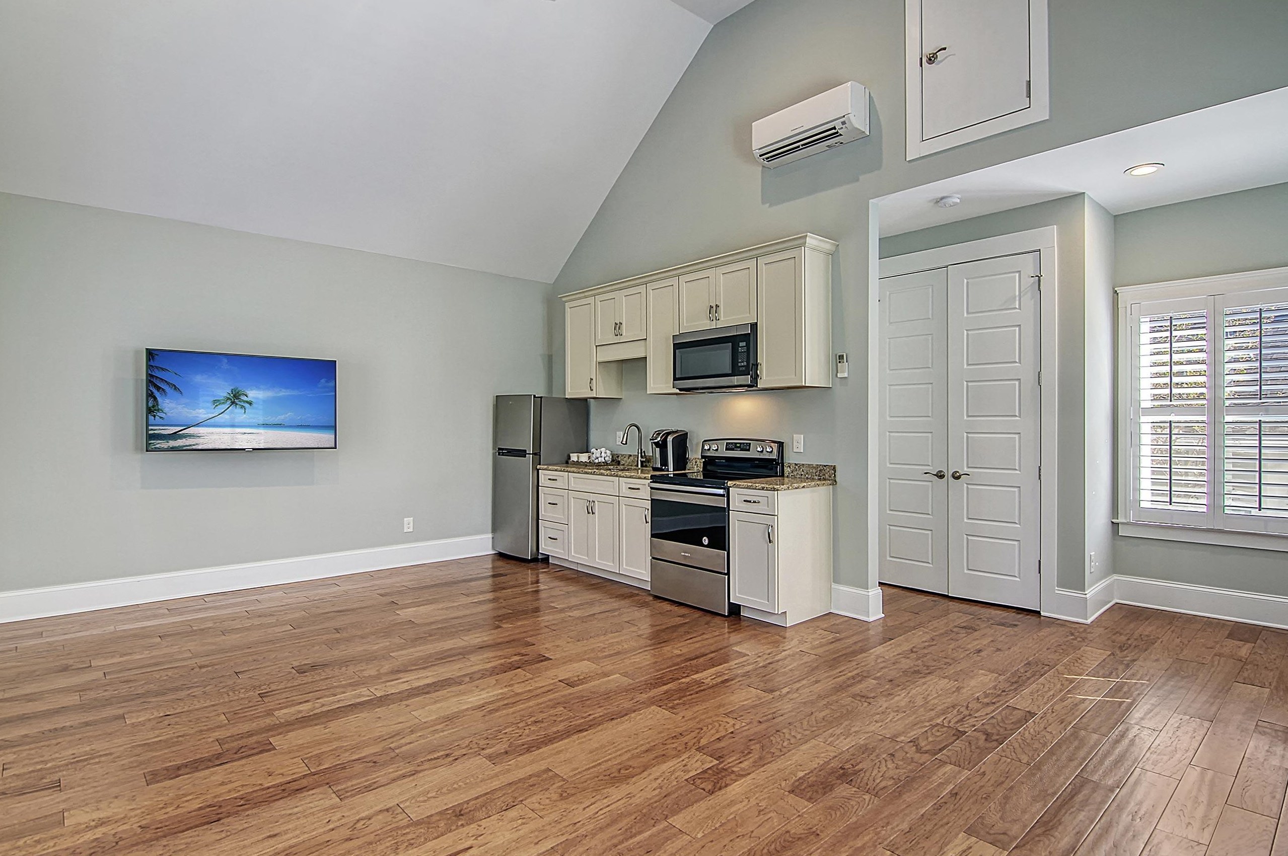 1410 Hooper St, Charleston SC  29492-8481 exterior