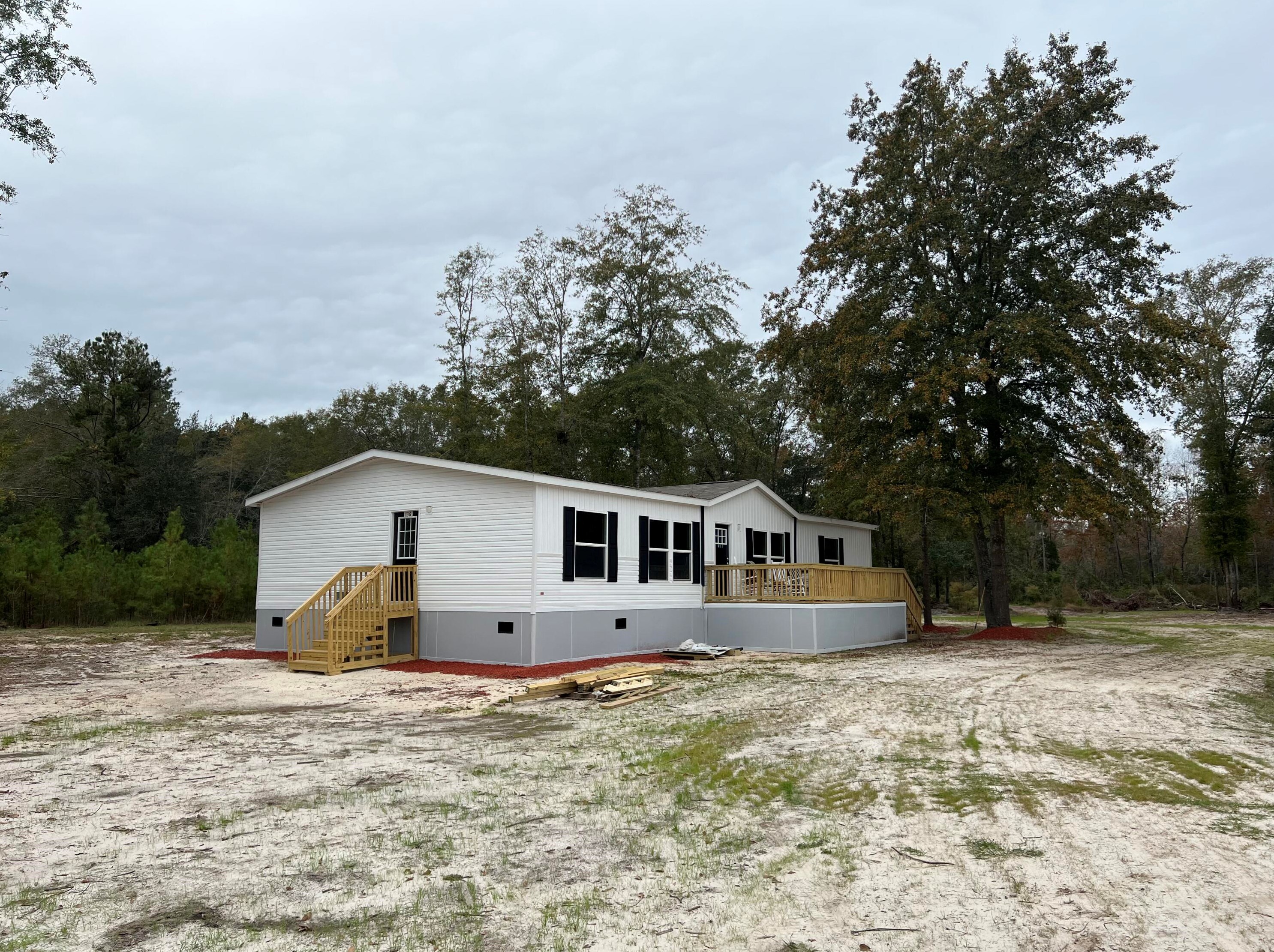 136 Easterlin Ln, Dorchester, SC 29437-4323