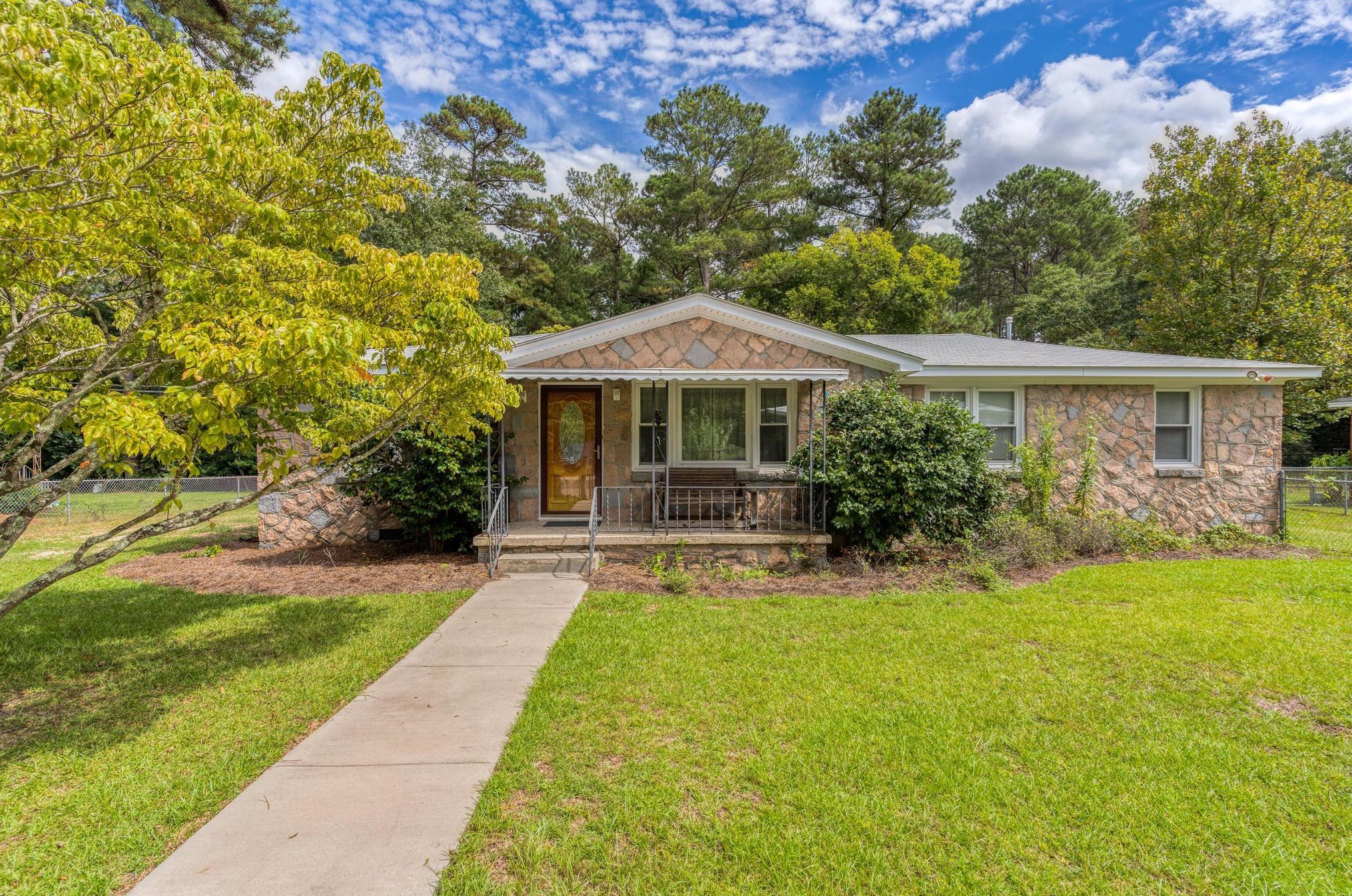 20 Carroll Ct, Cayce-West Columbia, SC 29170