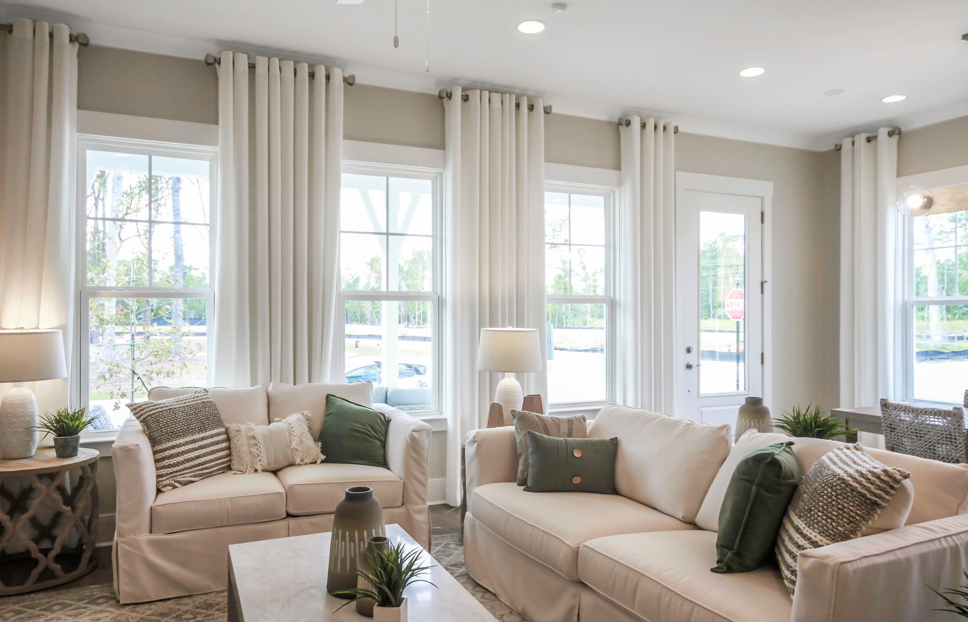 3067 Sturbridge Rd, Mount Pleasant SC  29466-8241 exterior