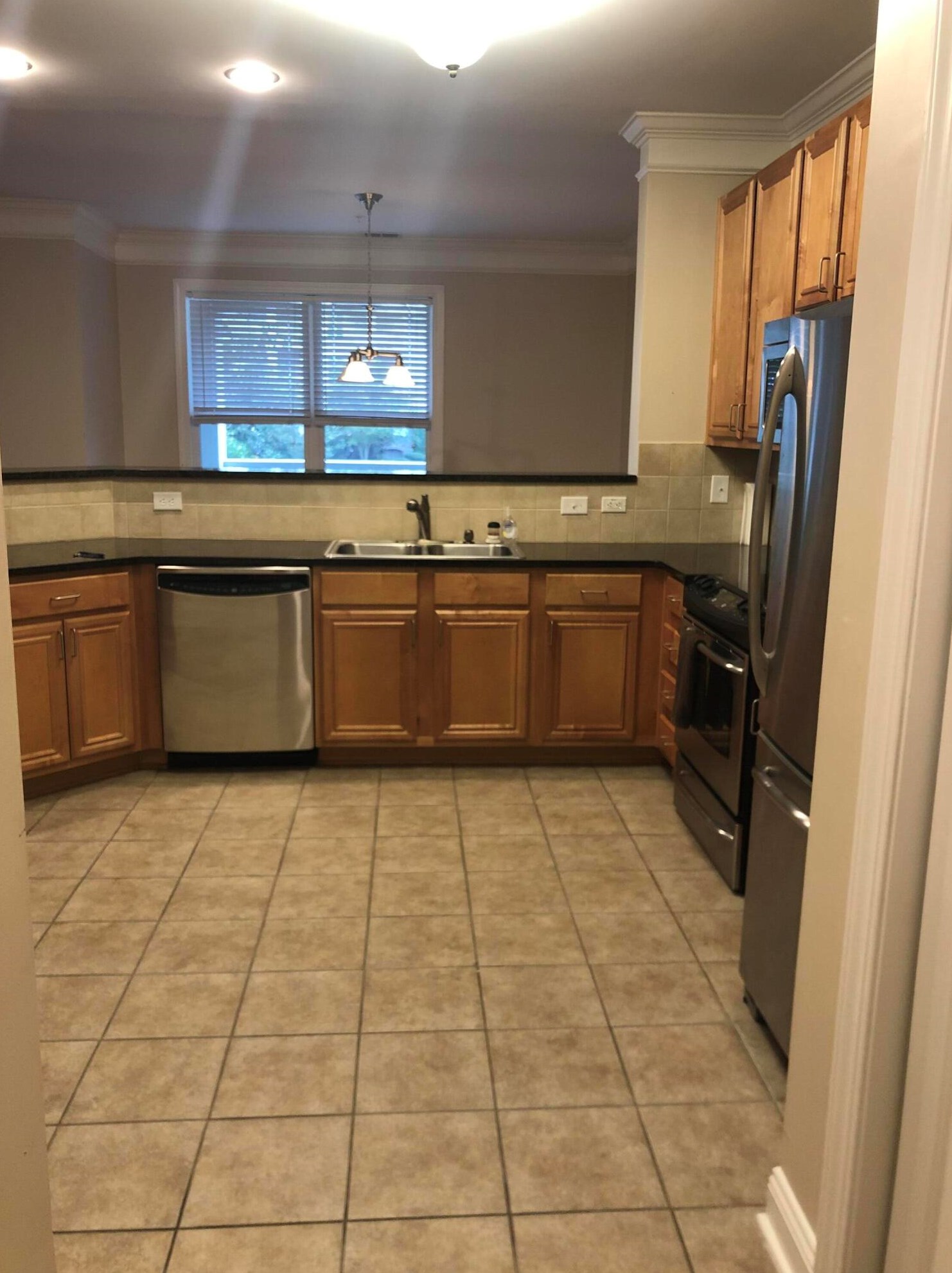 2244 Ashley Crossing Dr #612, Charleston, SC 29414