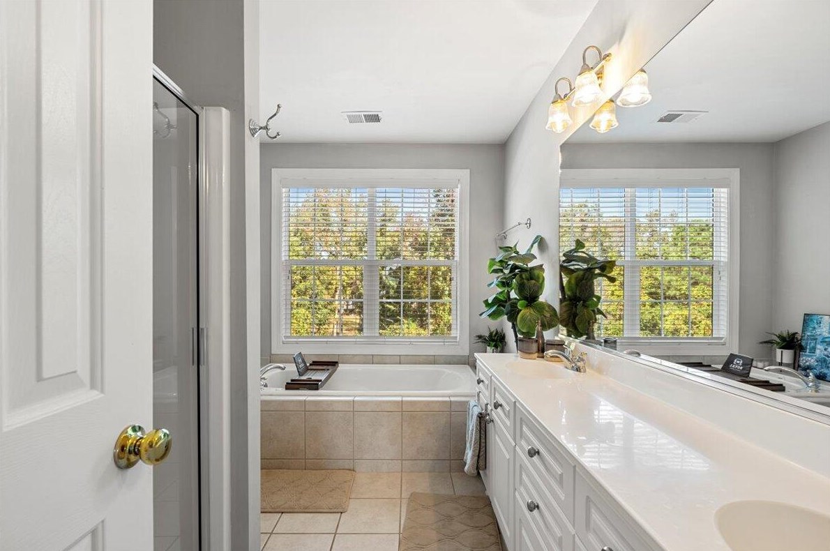 4975 Lk Palmetto Ln, Charleston SC 29418-5991 exterior