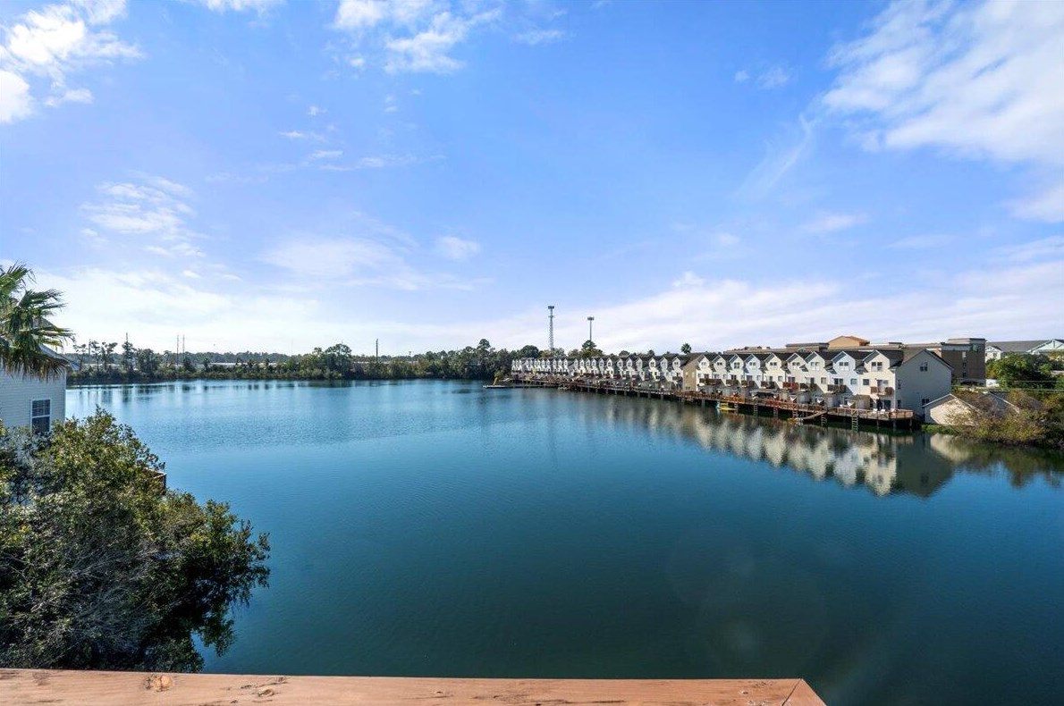 4975 Lk Palmetto Ln, Charleston SC 29418-5991 exterior