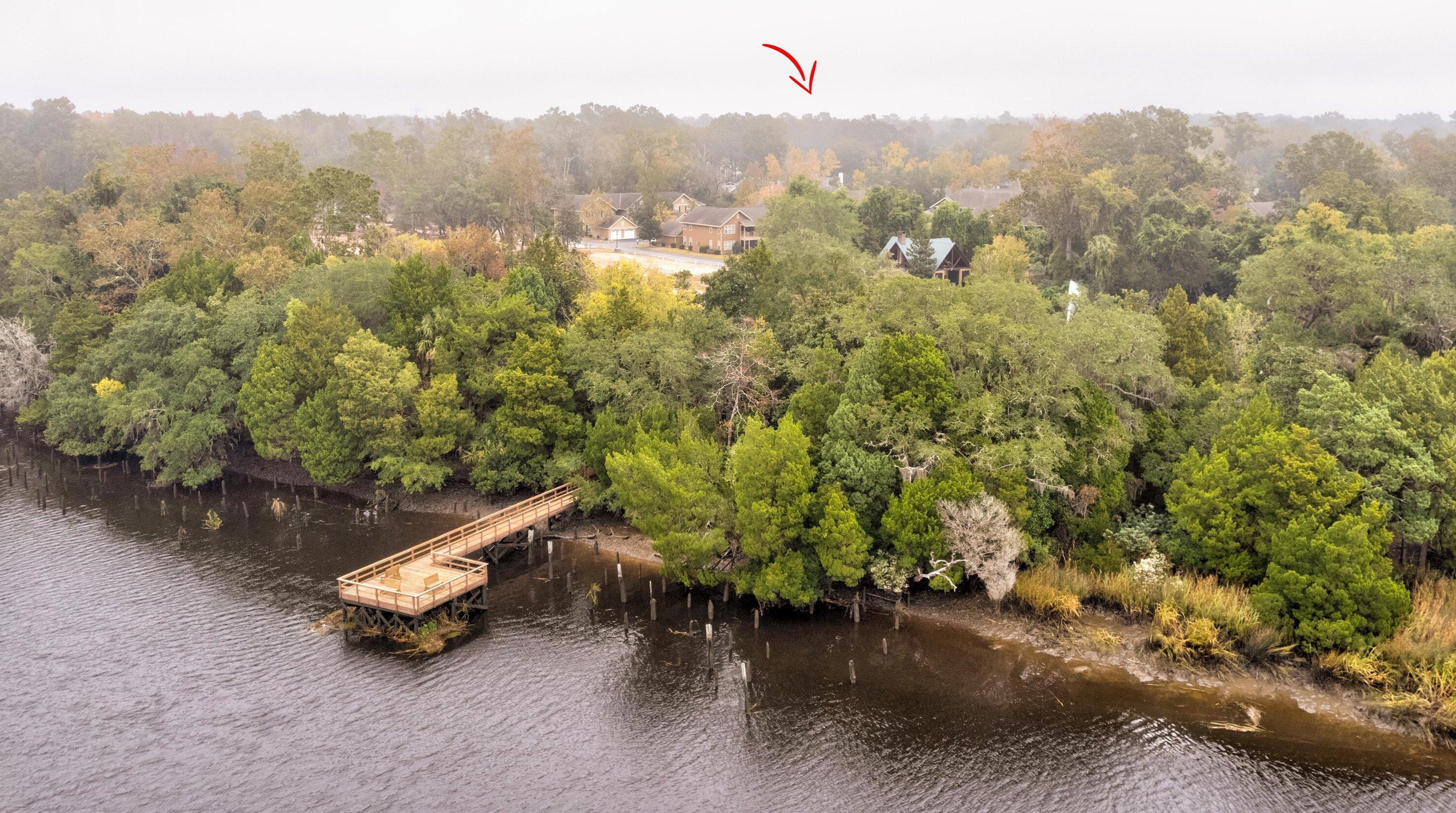 5520 Colonial Chatsworth Cir, Charleston SC  29418-2752 exterior