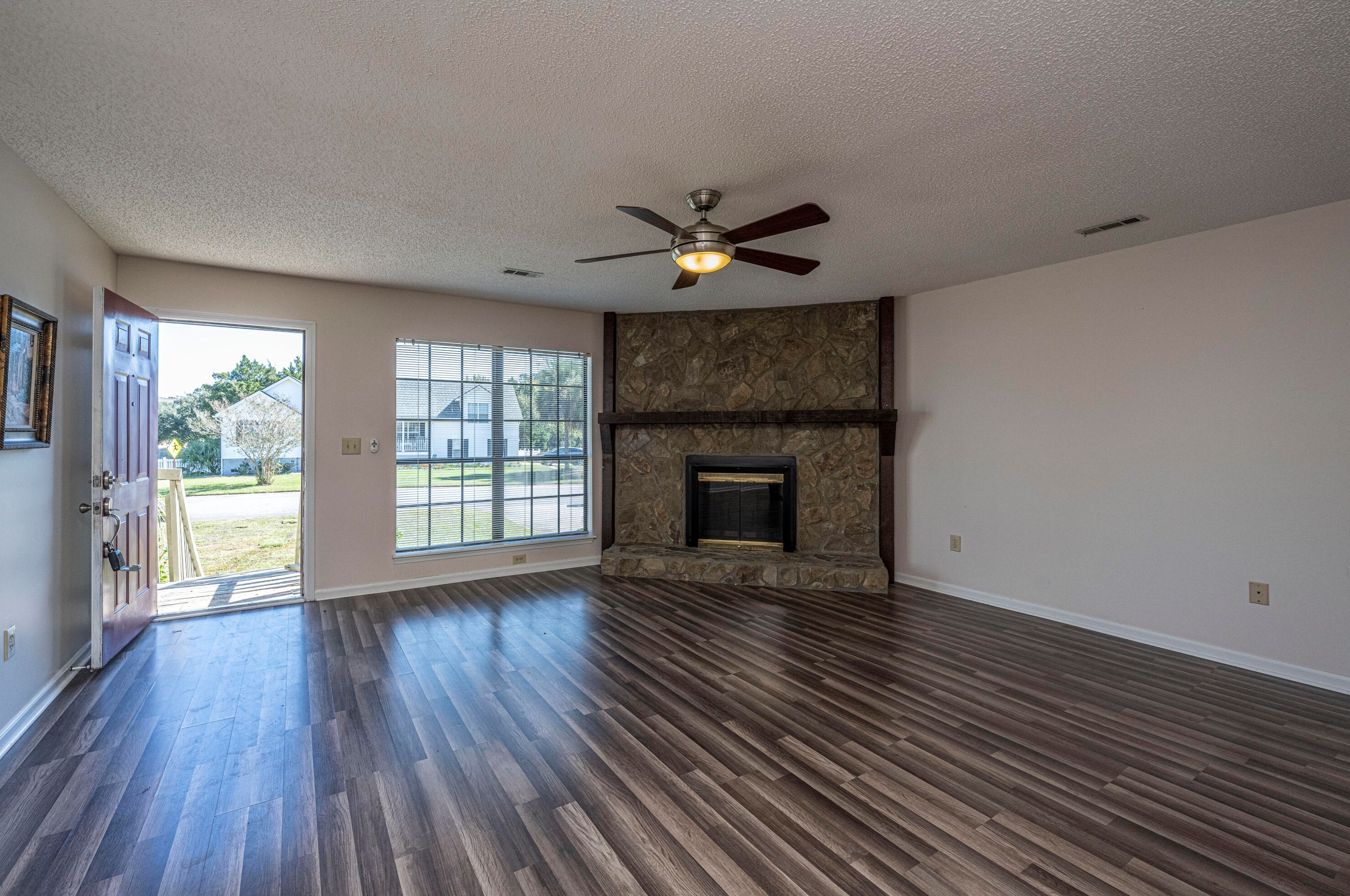 1292 Stiles Bee Ave, Charleston, SC 29412-8259