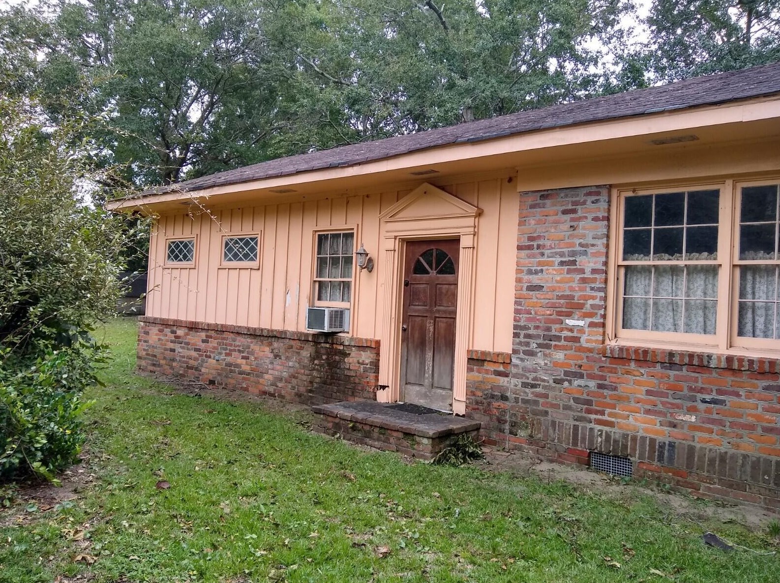 1180 Pleasant Pines Rd, Mount Pleasant, SC 29464