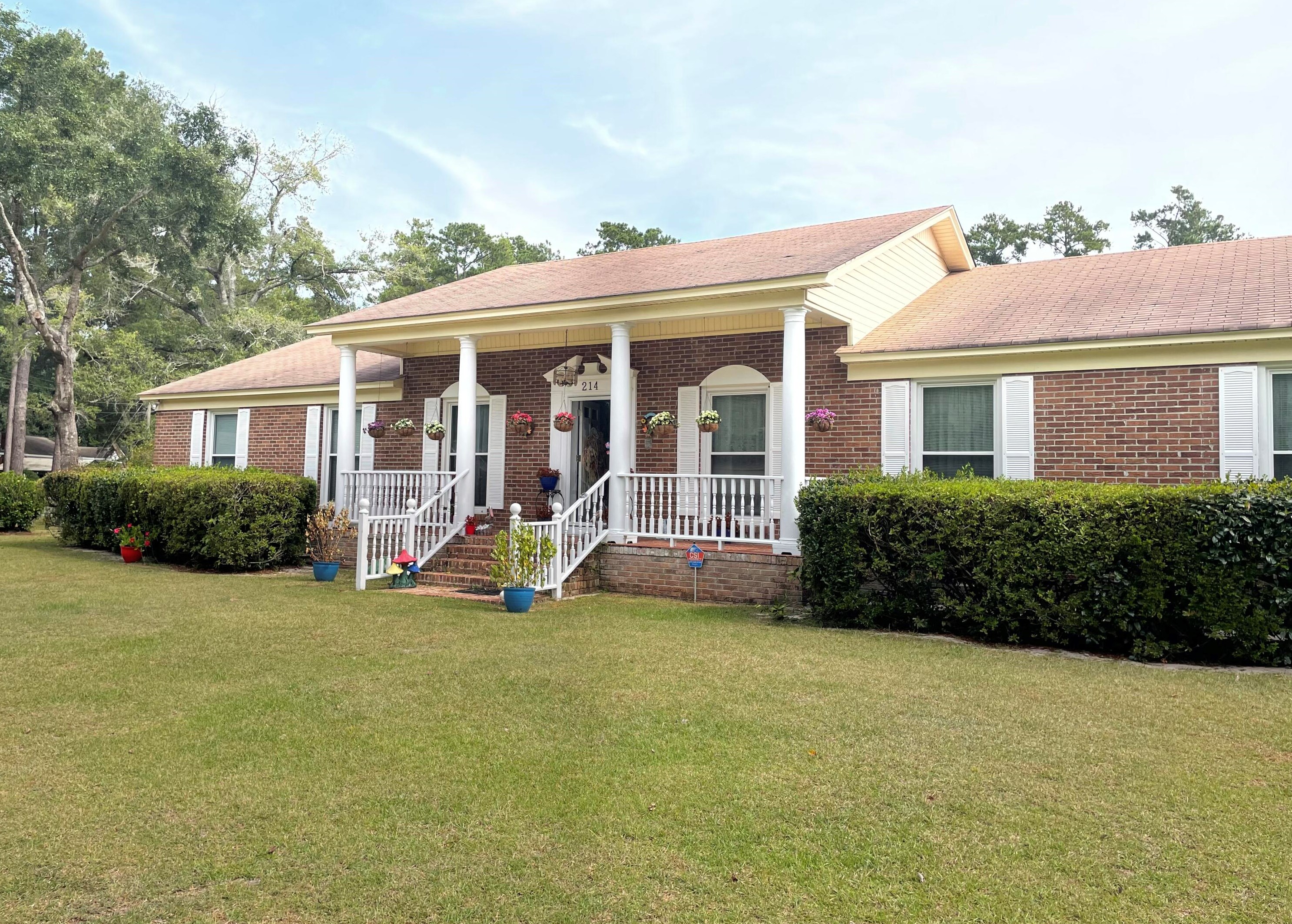 214 Stark Dr, Walterboro, SC 29488-4630