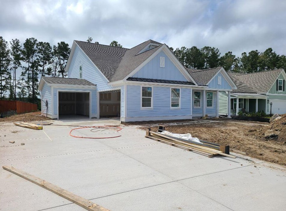 727 Hodge Rd, Summerville, SC 29483-4639