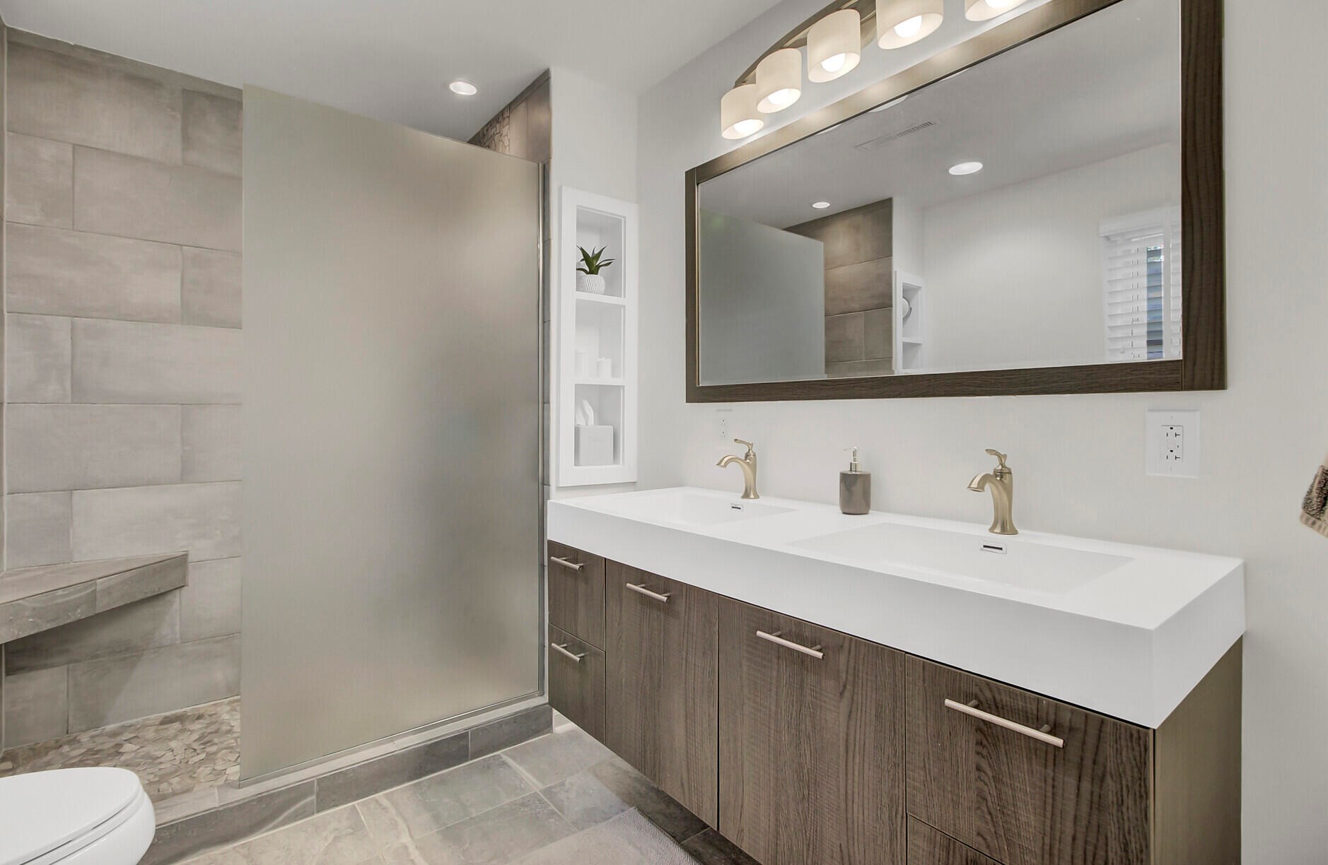 1103 Byron Rd, Charleston SC  29407-7011 exterior