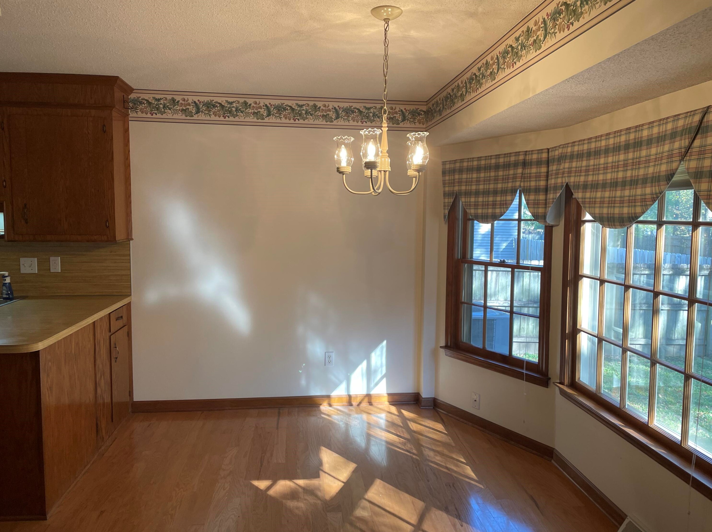 102 Westerfield Dr, Charleston, SC 29445-5323