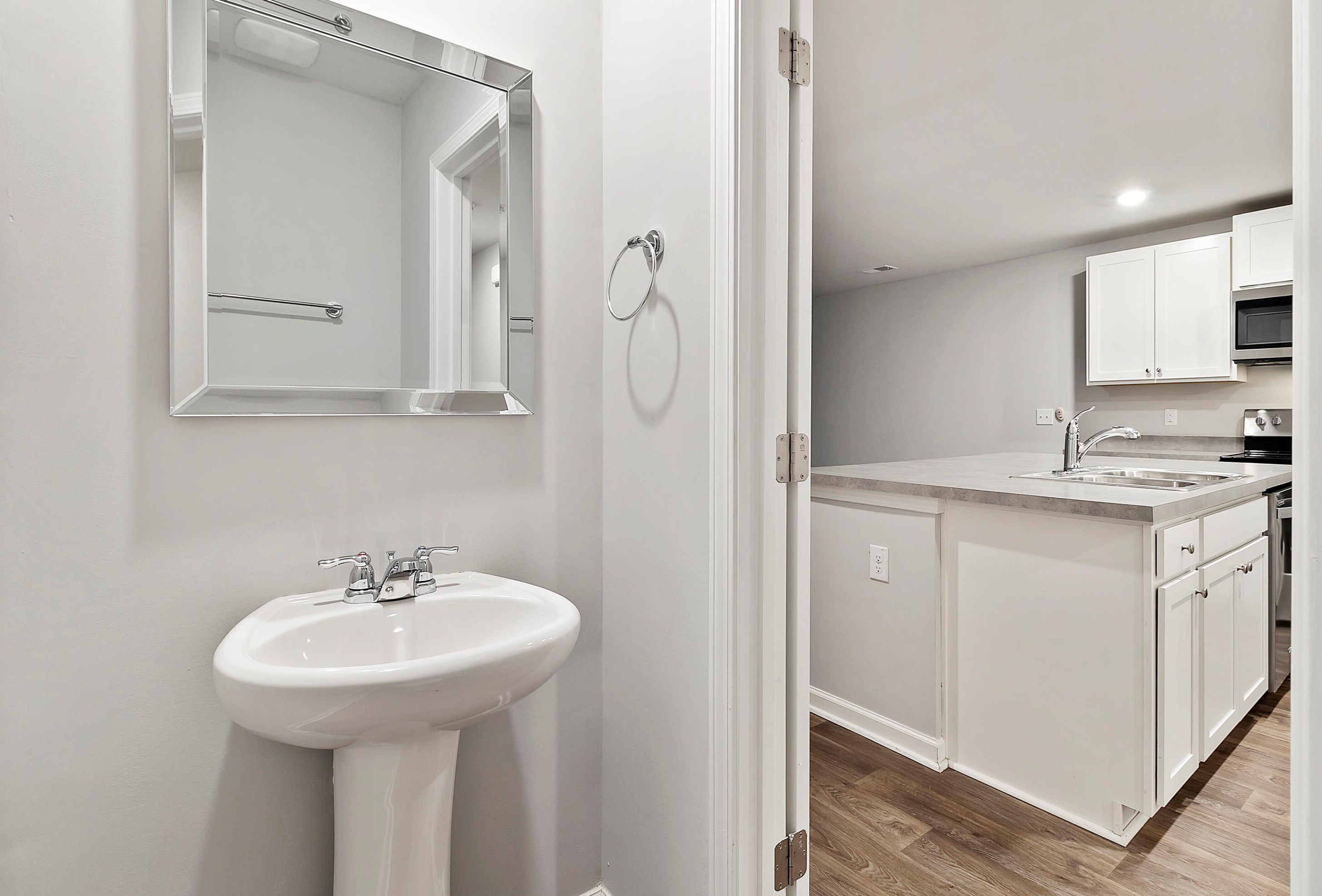 4613 Palm View Cir, Charleston SC  29418-5024 exterior