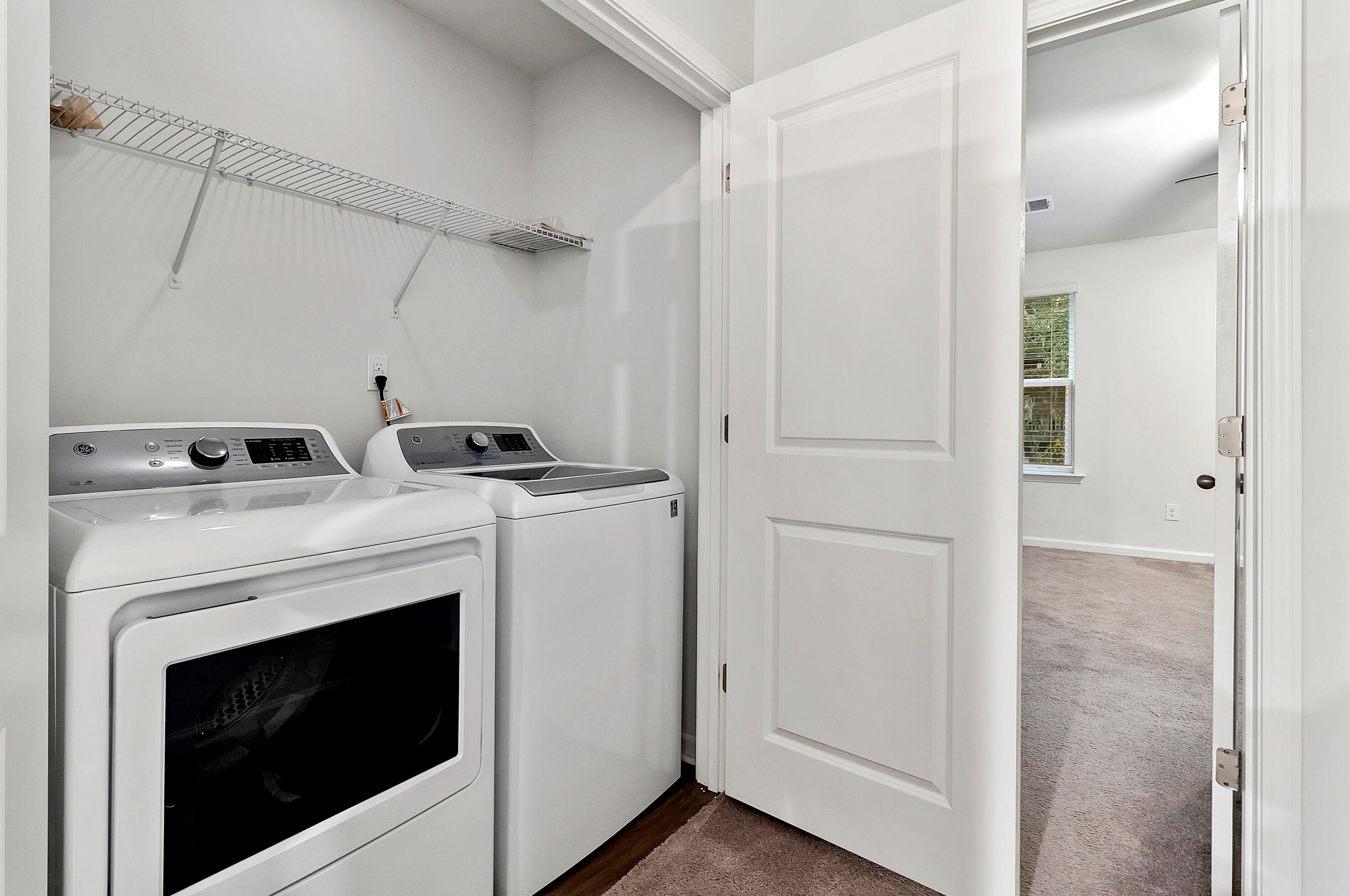 4613 Palm View Cir, Charleston SC  29418-5024 exterior