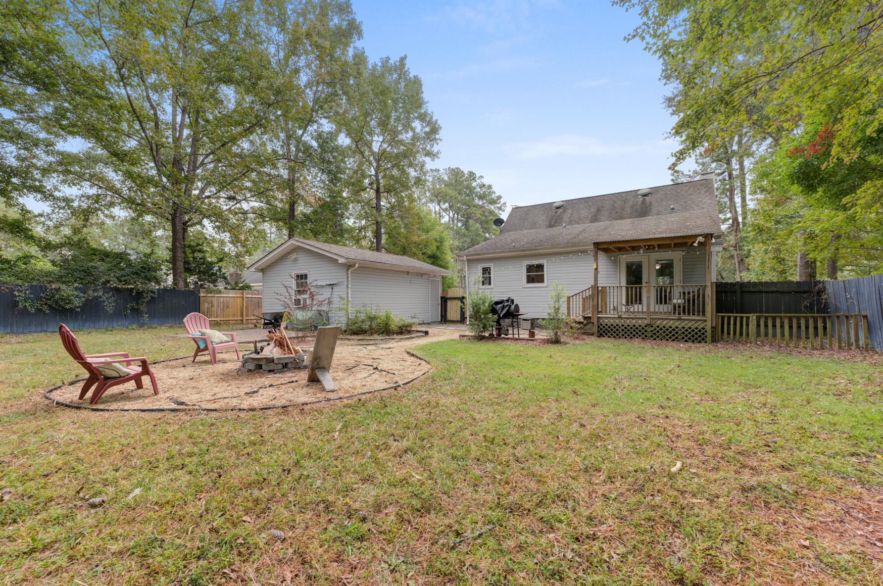 132 Pemberton Rd, Summerville, SC 29483-4954