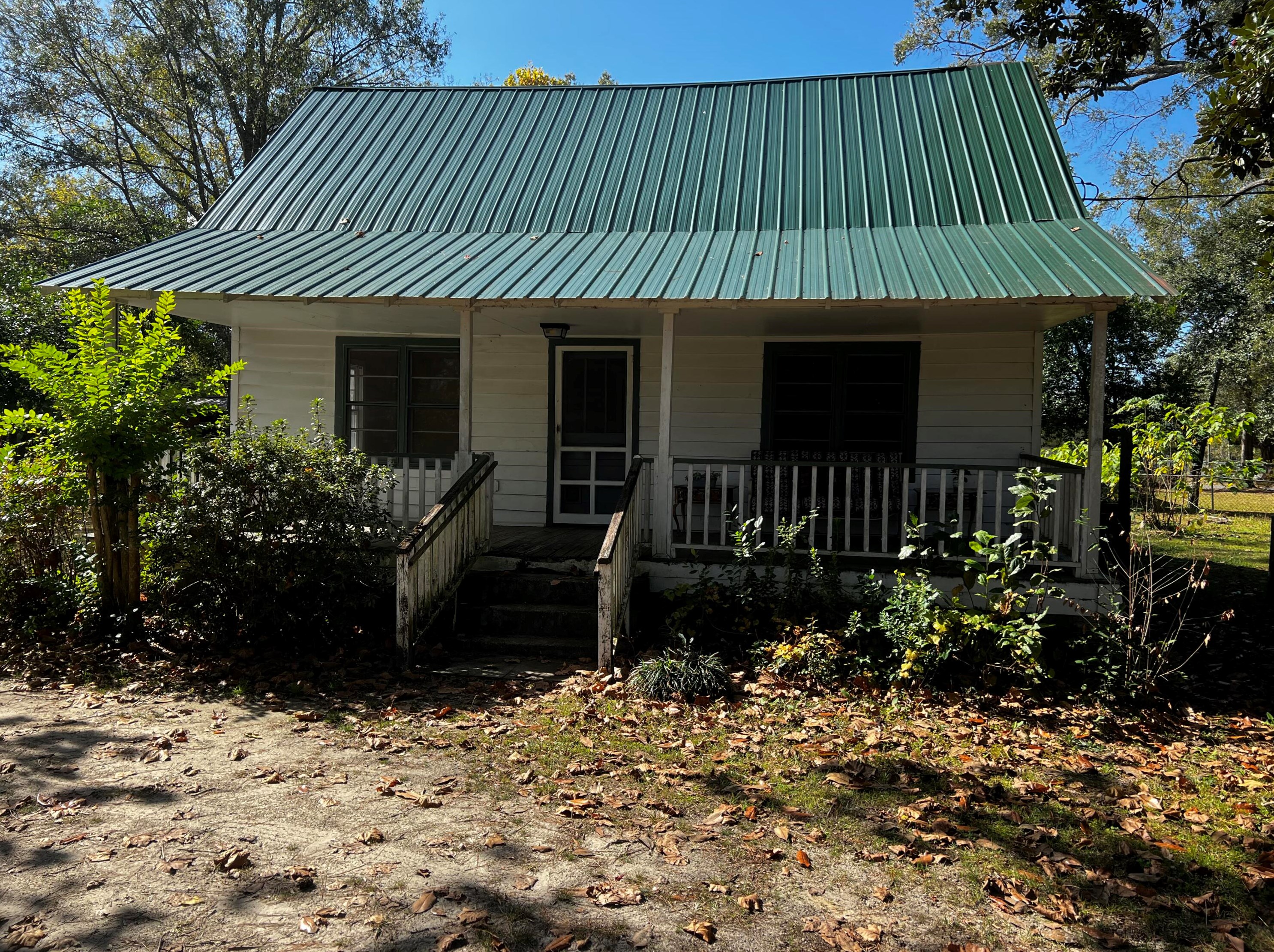 203 Embassy Dr, Summerville, SC 29483-9205