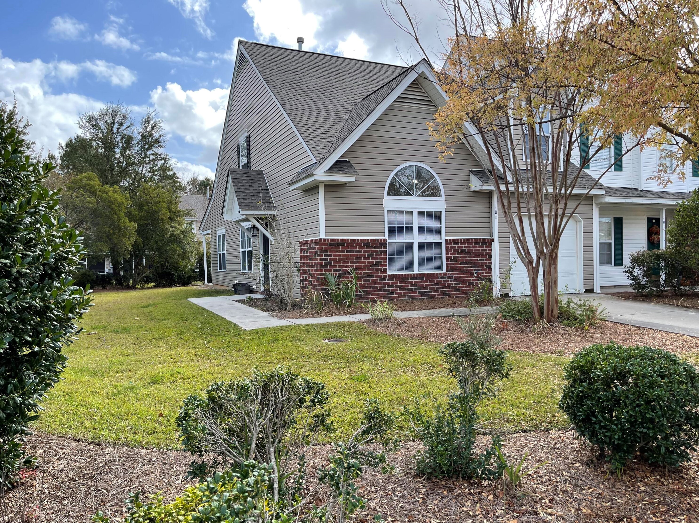 100 Davenport St, Charleston, SC 29445-6660