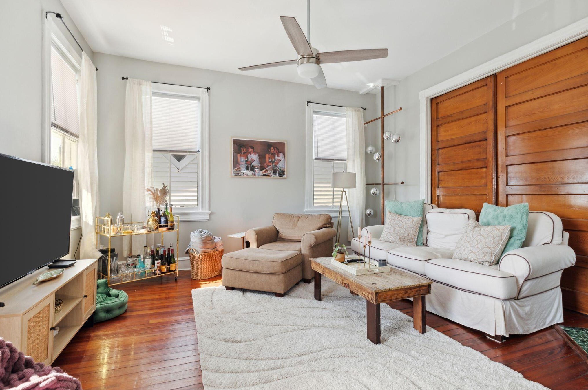 318 Sumter St, Charleston SC 29403-4612 exterior