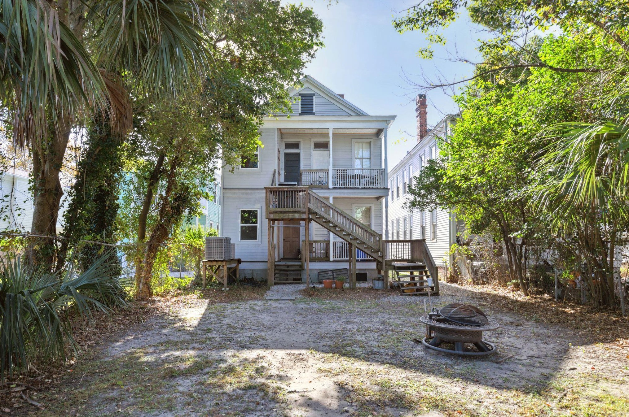 318 Sumter St, Charleston SC 29403-4612 exterior