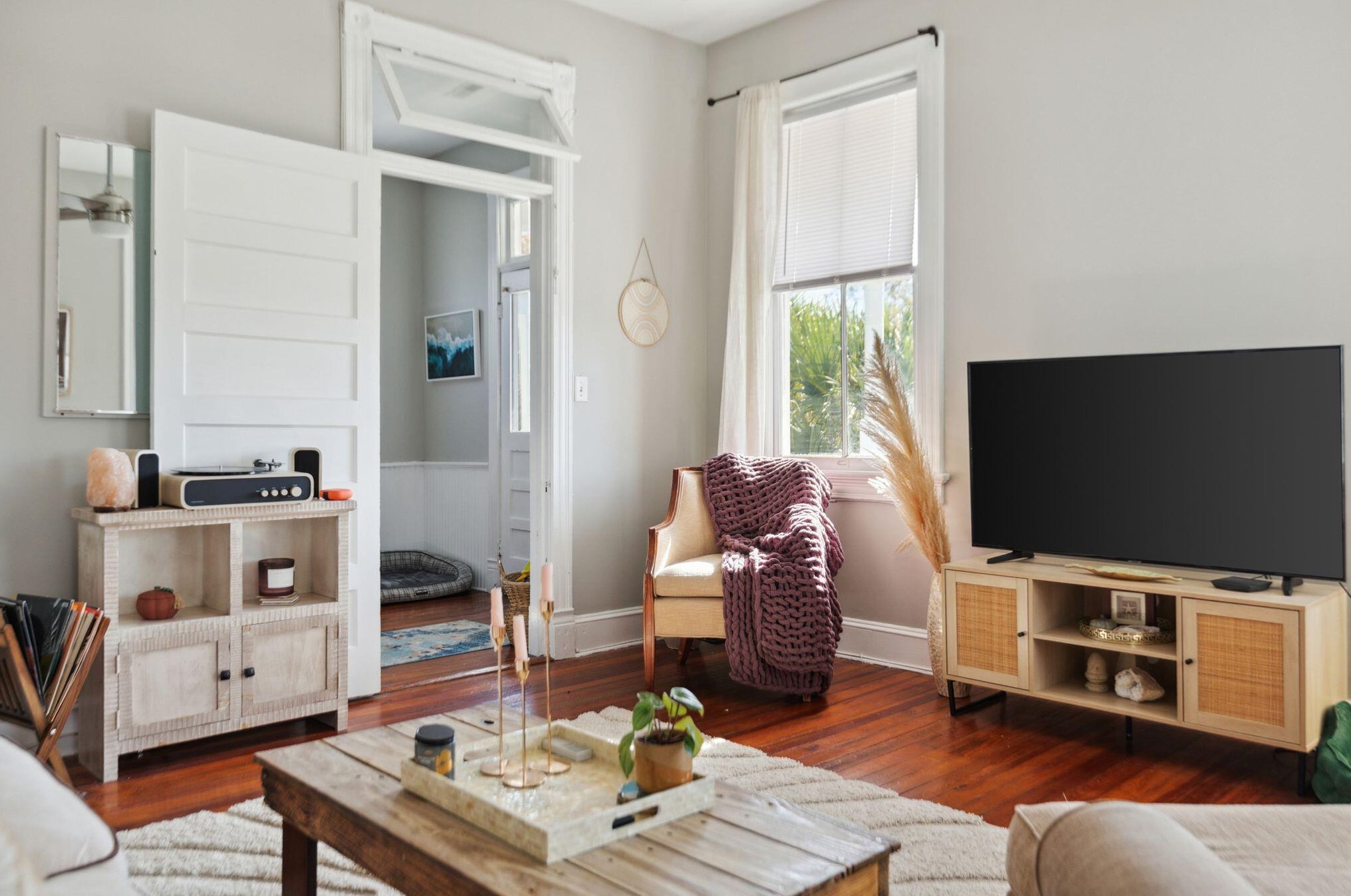 318 Sumter St, Charleston SC 29403-4612 exterior