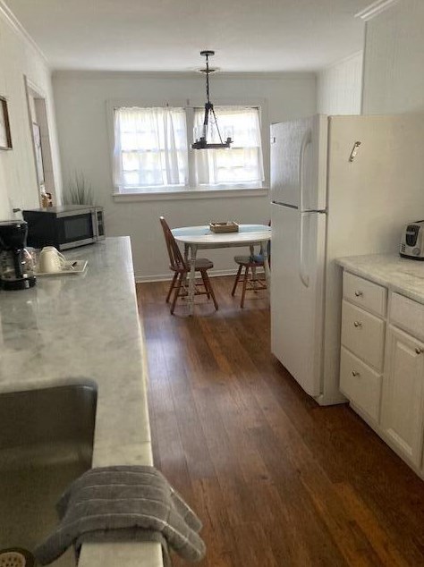 75 Vincent Dr, Mount Pleasant, SC 29464