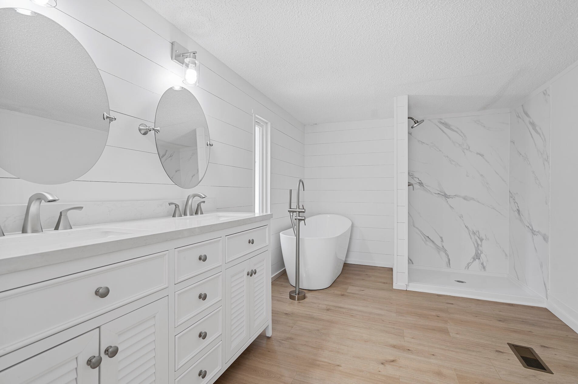 773 Catawba Hill Ct, Walterboro, SC 29488-6689