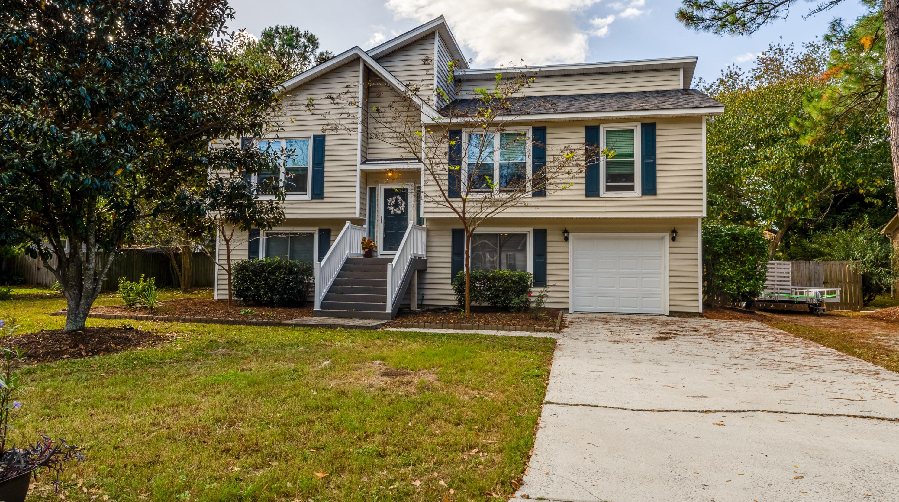 11 Held Cir, Charleston, SC 29412