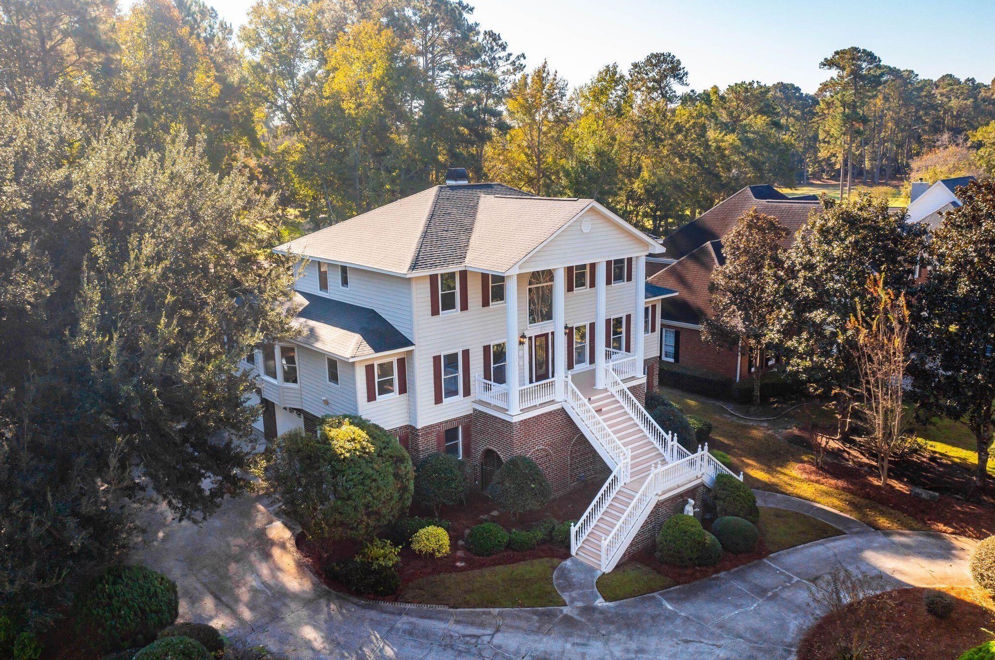 8666 Fairway Wood Dr, Charleston SC  29420-7420 exterior