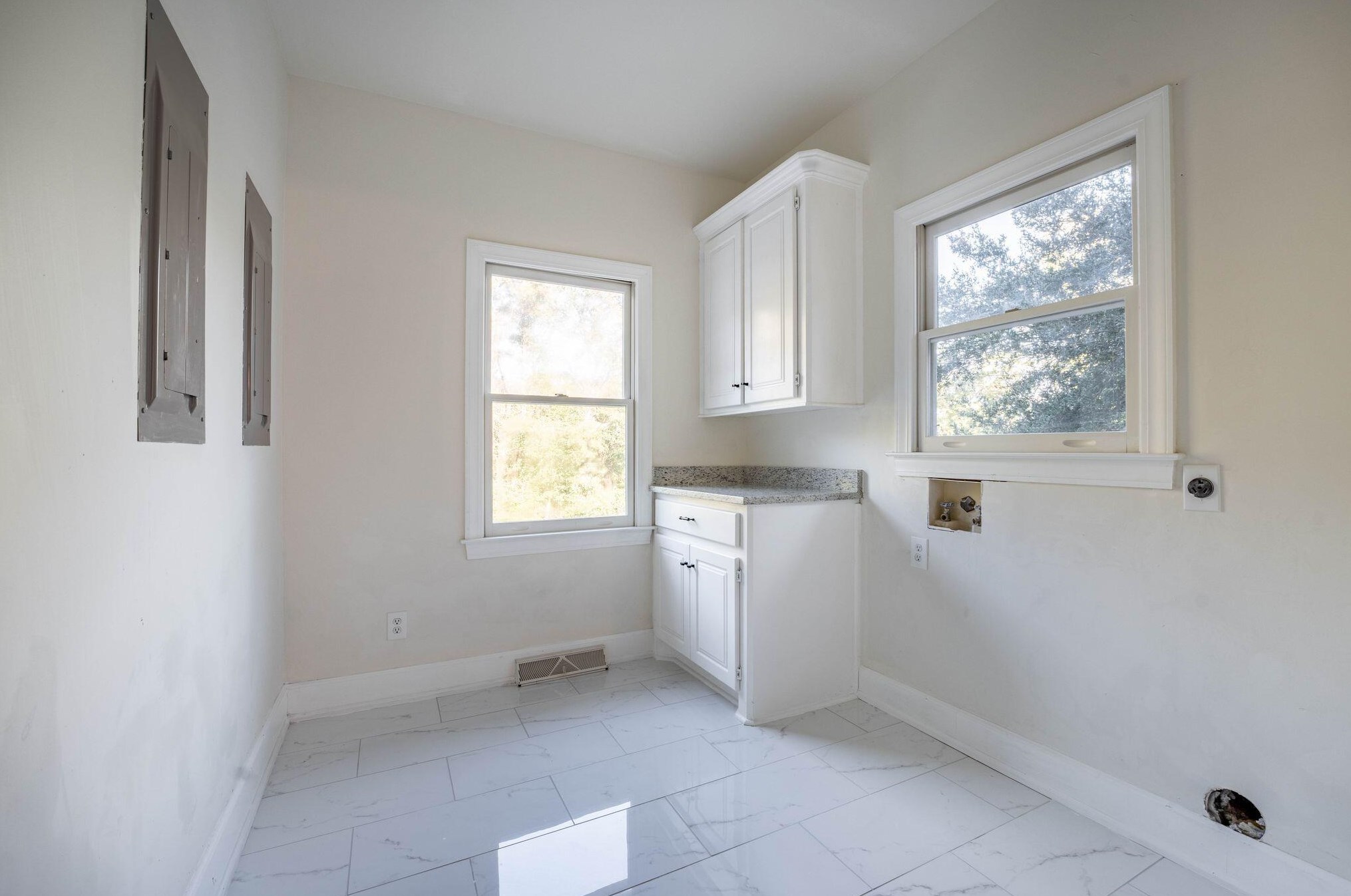 8666 Fairway Wood Dr, Charleston SC  29420-7420 exterior