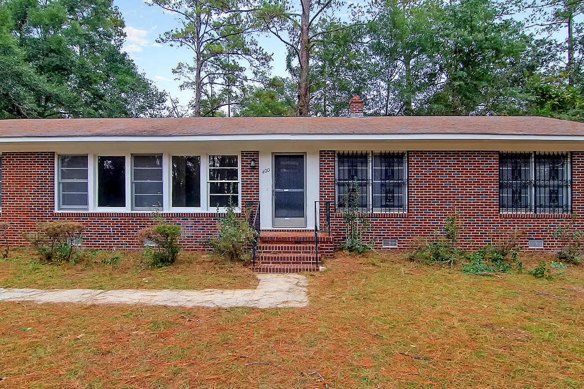 400 Verdier St, Walterboro, SC 29488-3044