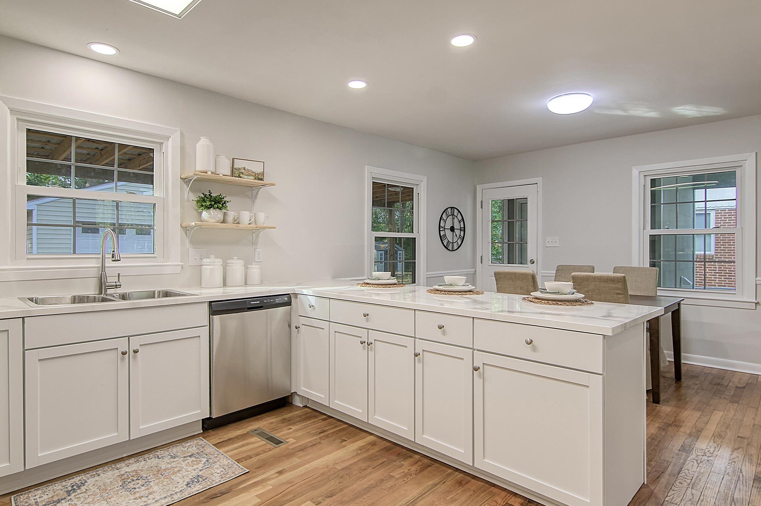 2471 Lantern St, Charleston SC  29414-4819 exterior