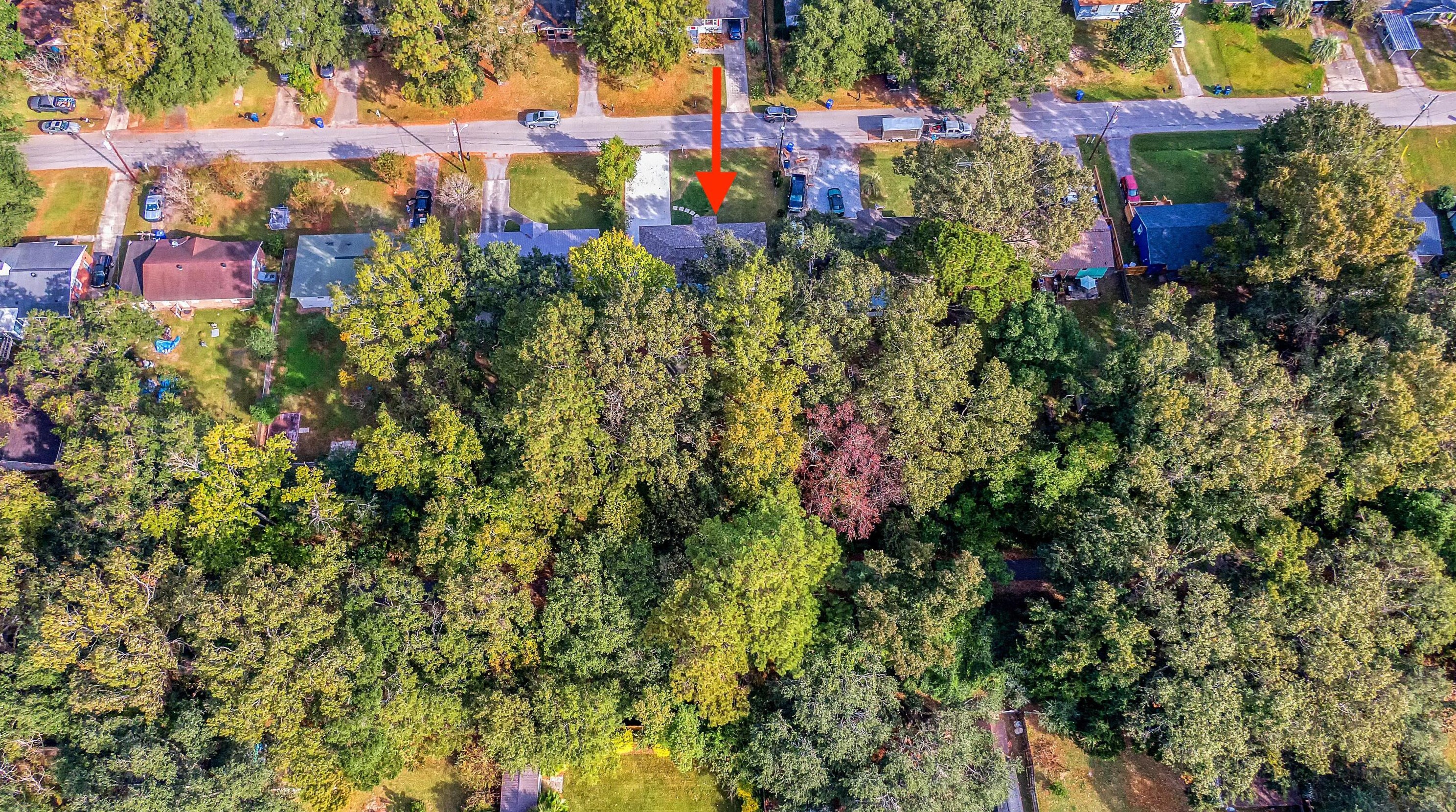 2471 Lantern St, Charleston SC  29414-4819 exterior