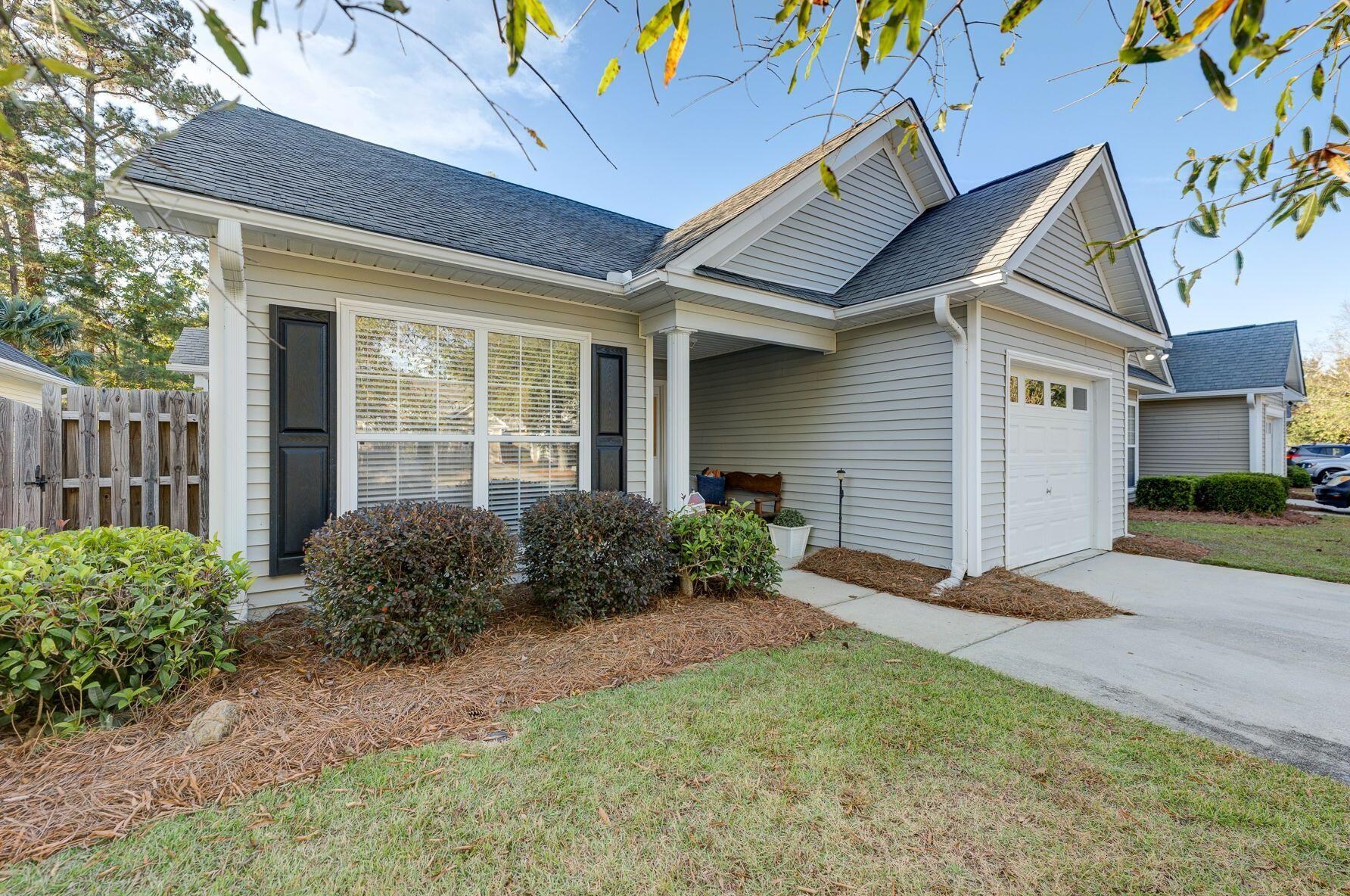 9294 Ayscough Rd, Summerville, SC 29485-8532