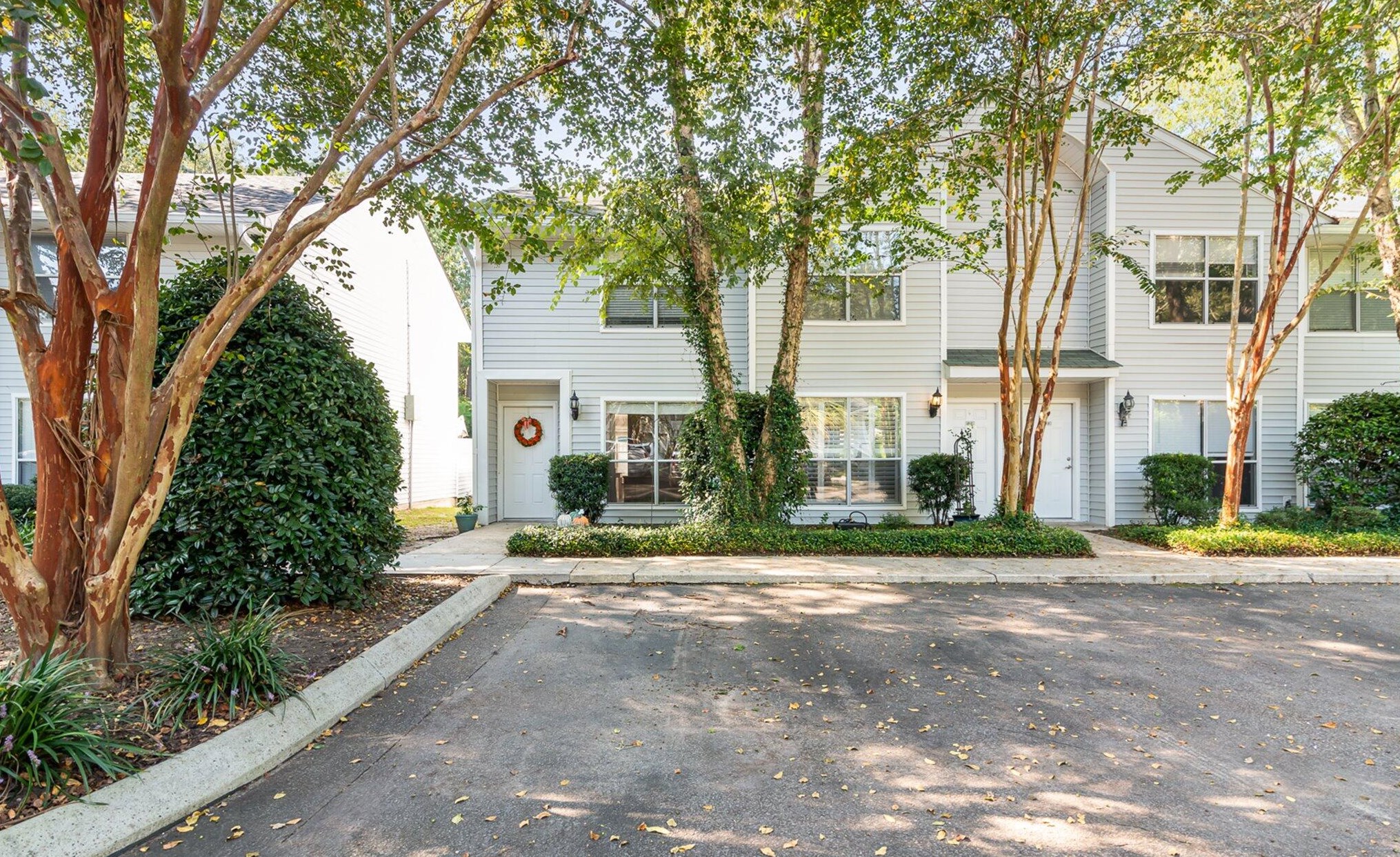 252 Howle Ave, Charleston SC  29412-2402 exterior