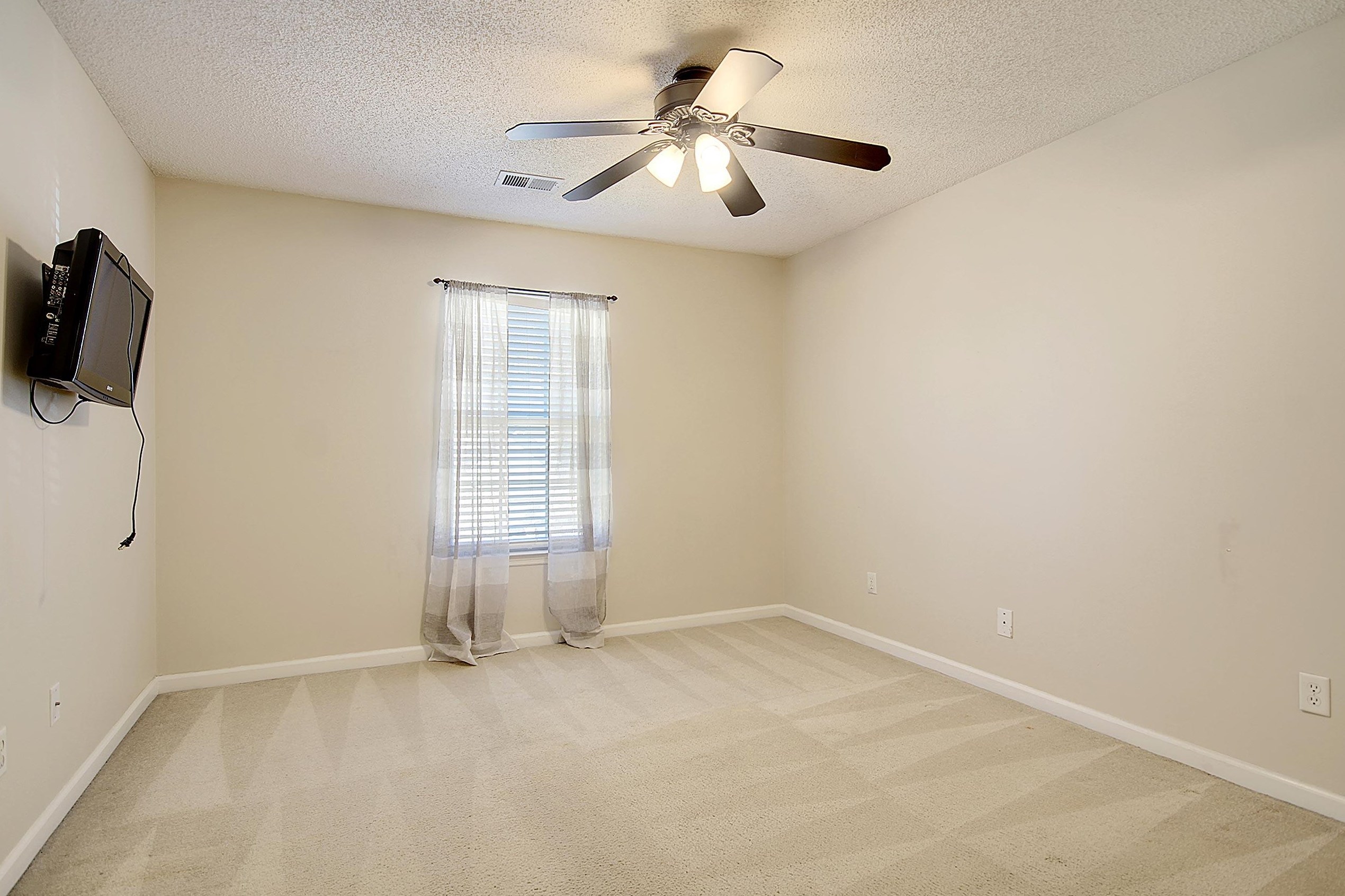 111 Chatfield Cir, Charleston SC 29445-7064 exterior