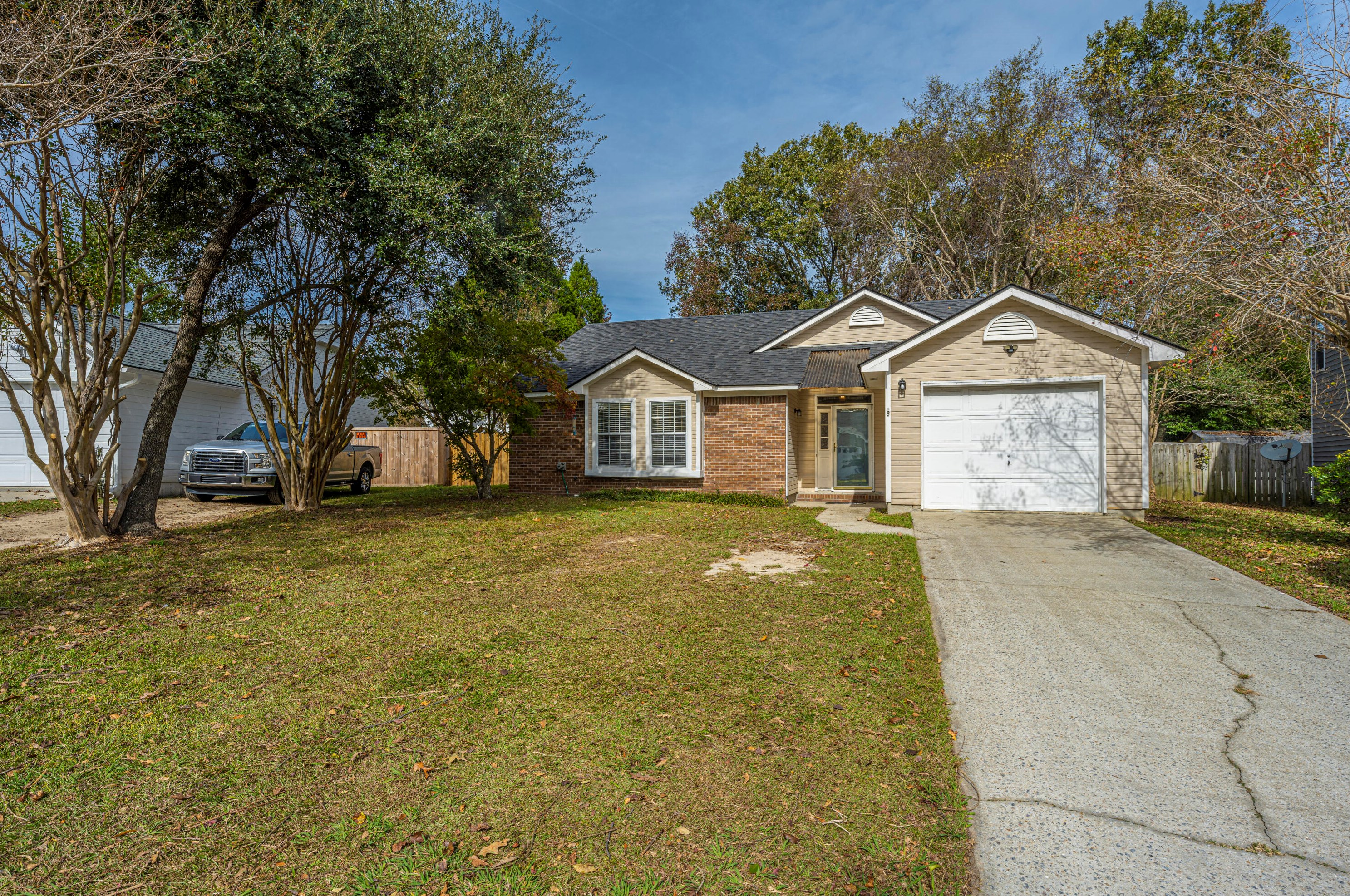 108 Persimmon Cir, Charleston, SC 29445-5737