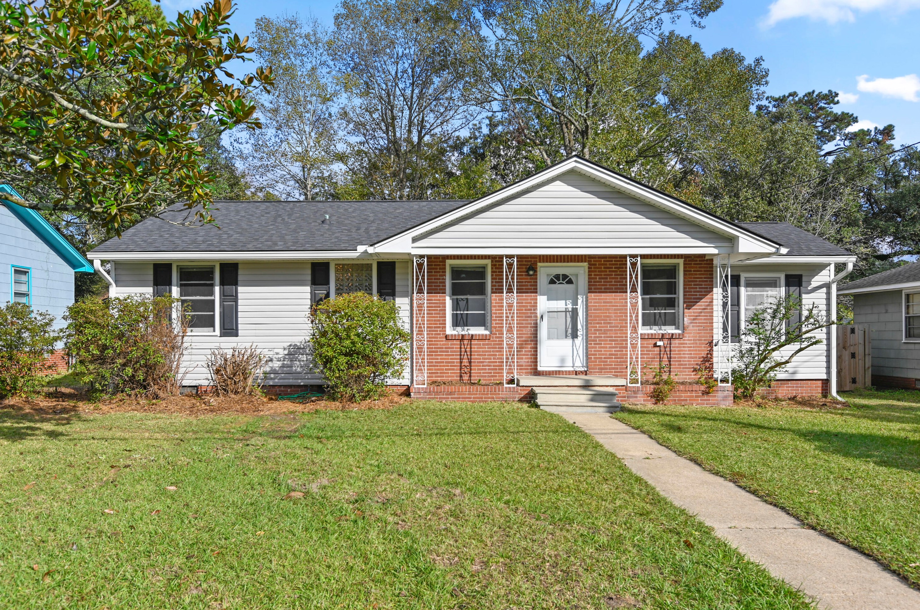 5612 Meadow Ave, Charleston, SC 29406-3405