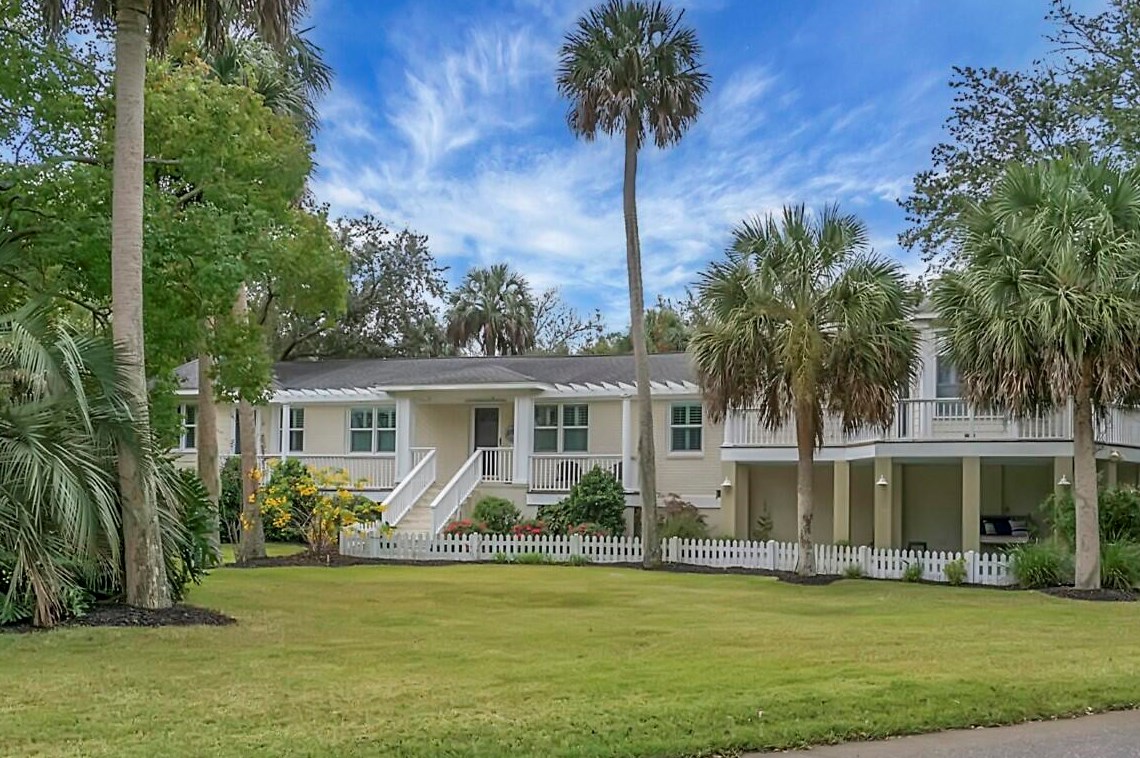 110 Sparrow Dr, Isle of Palms, SC 29451