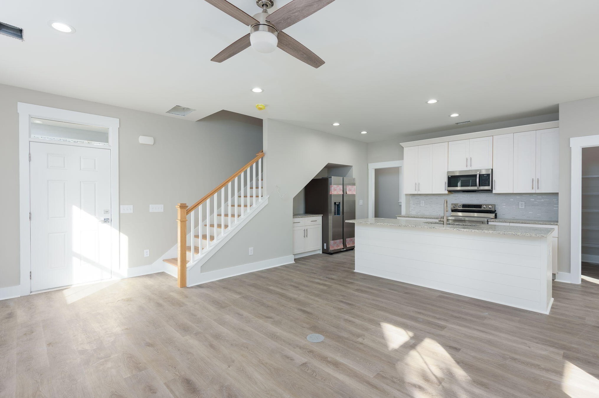 1653 Sumner Ave, Charleston, SC 29406-3740