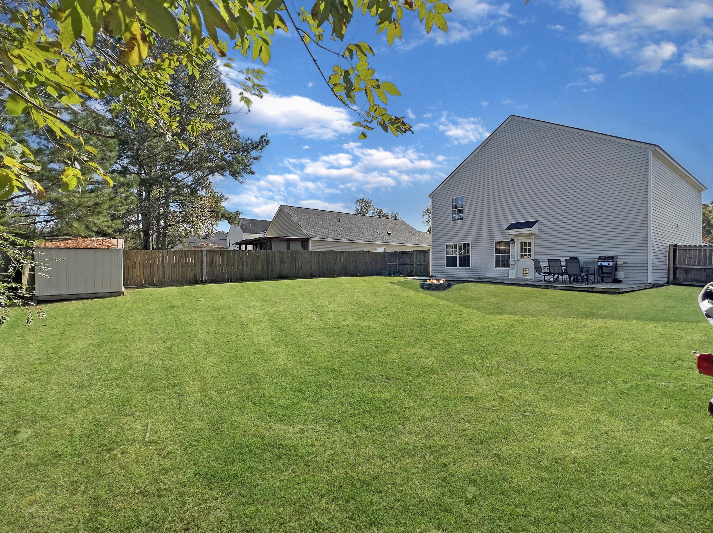 124 Tyron Rd, Summerville, SC 29483-7556